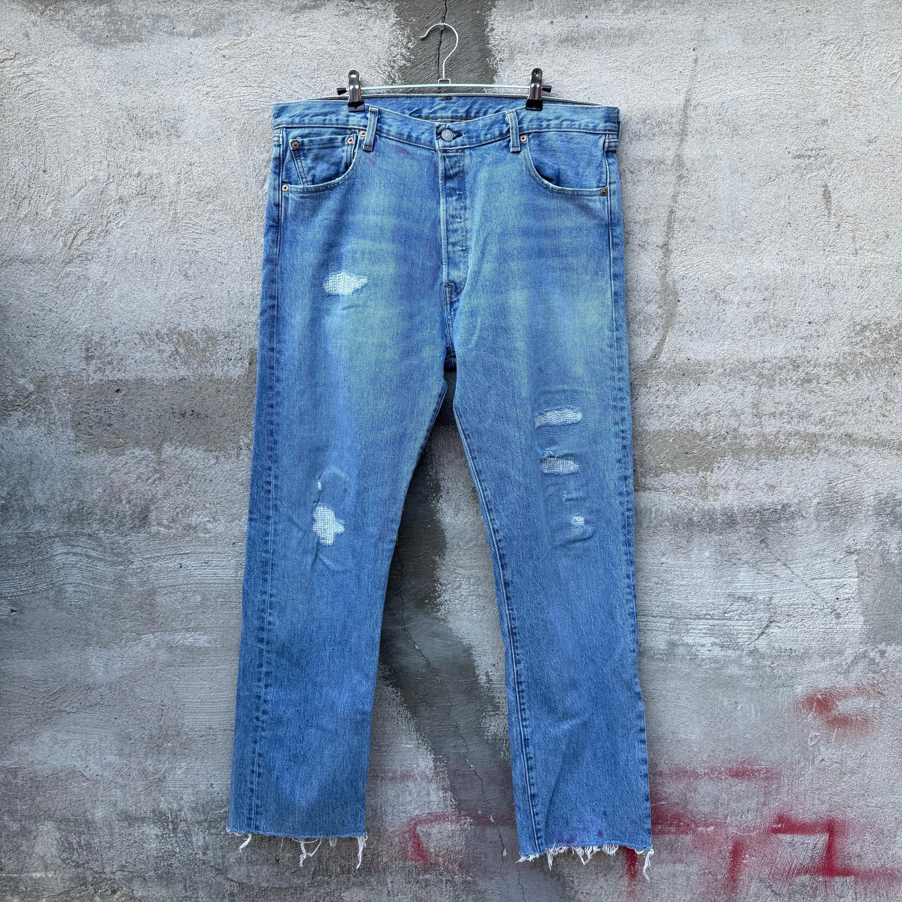 Levi's × Vintage Vintage Levi's 501 Repaired Denim Jeans Size US 36 / EU 52 - 1 Thumbnail