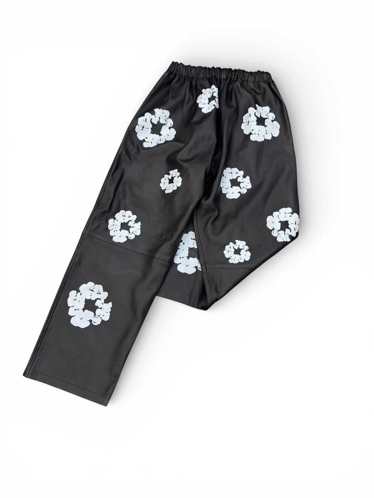 DENIM TEARS Denim Tears Black Floral Leather Jacket and Pants Size US S / EU 44-46 / 1 - 4 Thumbnail