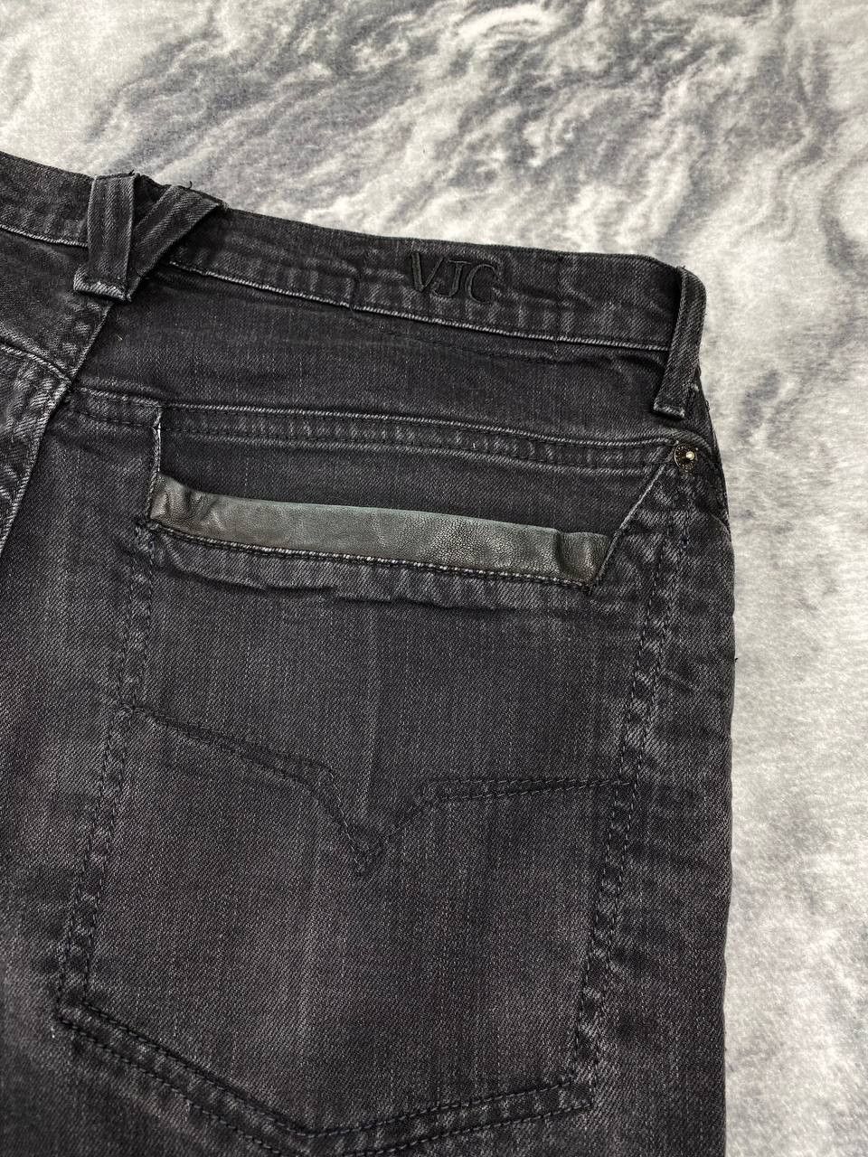 Versace Vintage Versace Jeans Couture Denim Jeans Men Size 36 Black Size US 36 / EU 52 - 5 Thumbnail