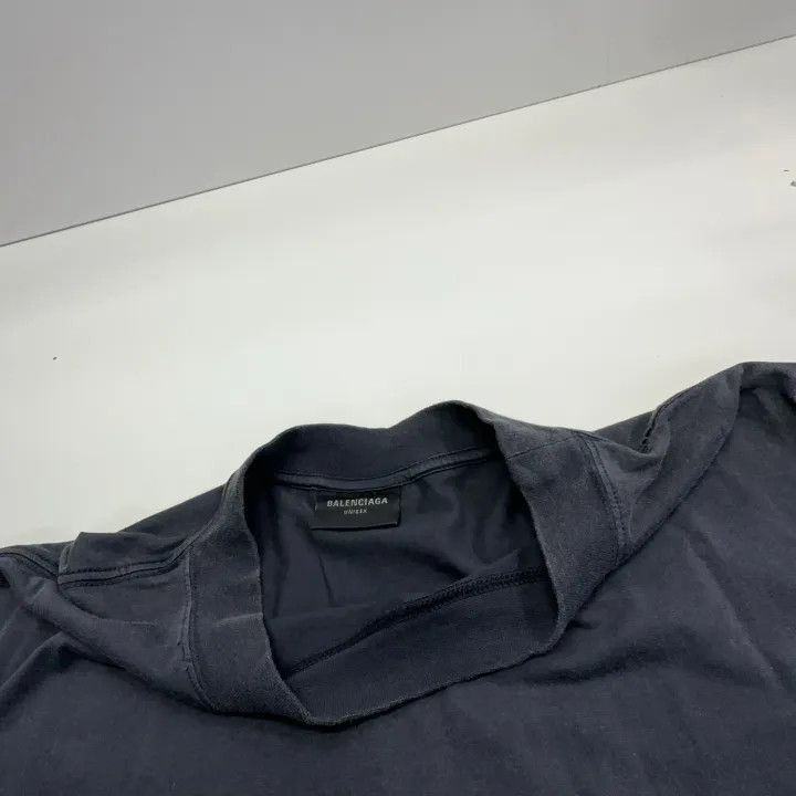 Balenciaga Balenciaga Balenciaga FW23 Distressed Logo TShirt -2507 Size US M / EU 48-50 / 2 - 2 Thumbnail