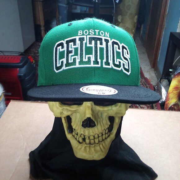 Mitchell & Ness × NBA Deadstock Mitchell & Ness Boston Celtics Snap Hat Cap Size ONE SIZE - 1 Thumbnail