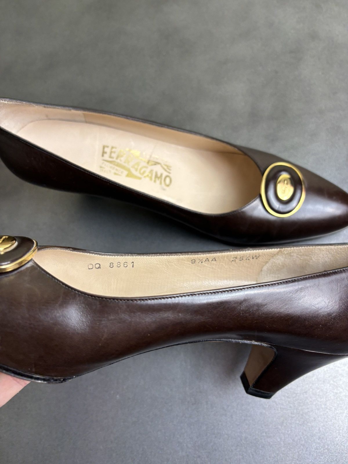 Salvatore Ferragamo × Vintage Vintage Ferragamo Heels Brown Leather Slip On 1980s Box Size US 9.5 / IT 39.5 - 8 Thumbnail