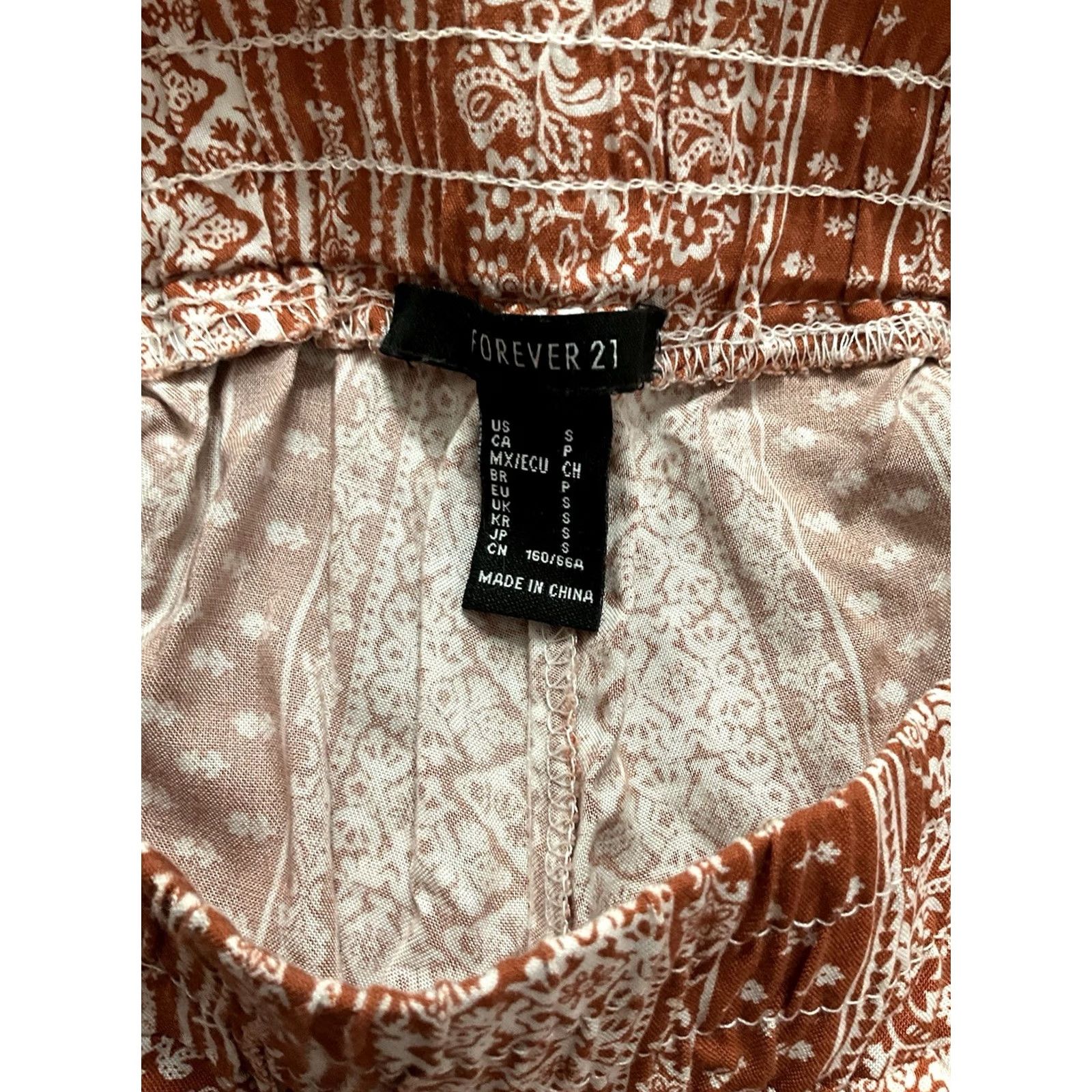 Forever 21 Forever 21 Flare White and Orange Paisley Floral Pants Bell Bottom Small Women Size 28" / US 6 / IT 42 - 4 Thumbnail