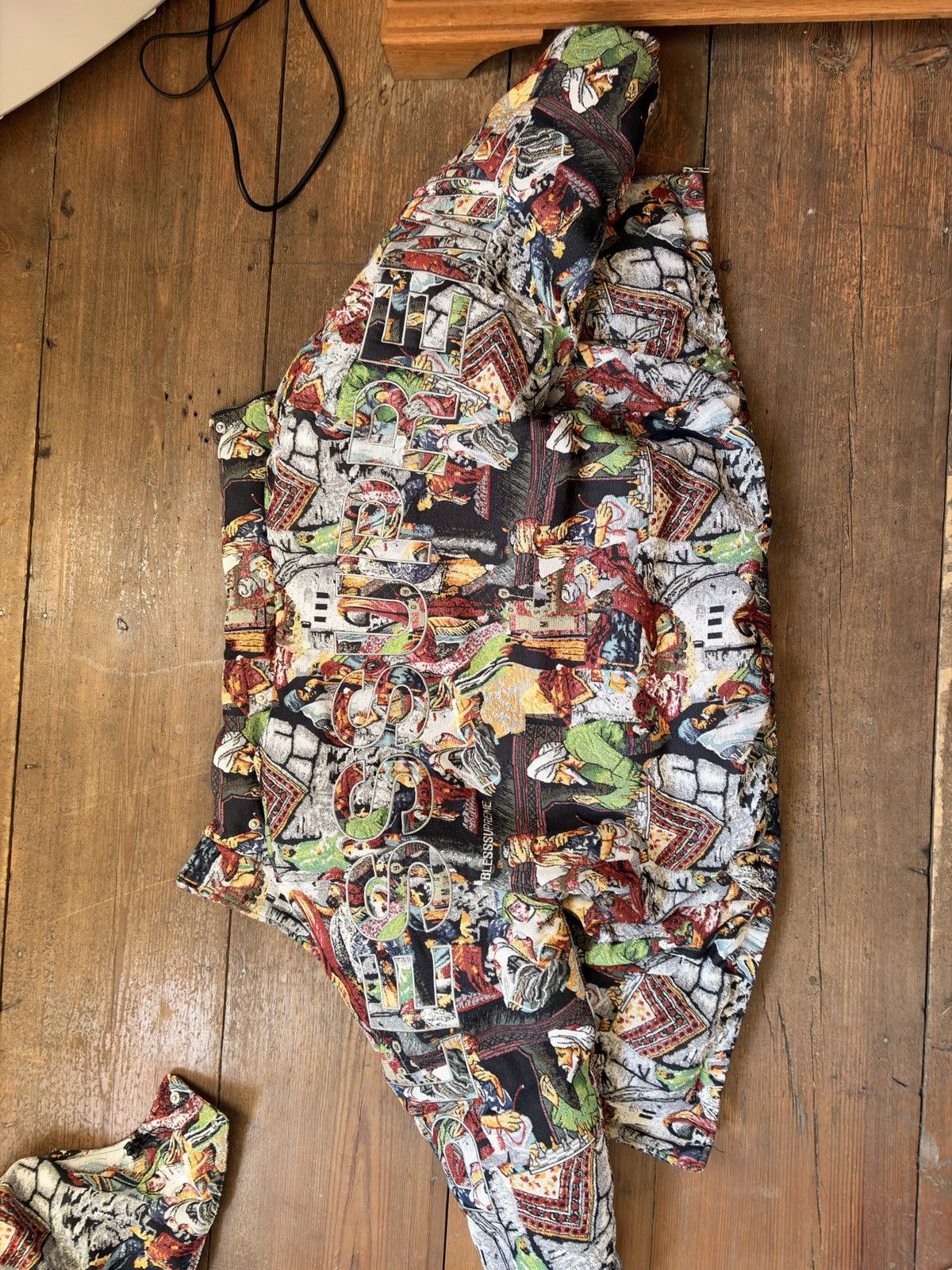 Bless × Supreme Supreme x Bless tapestry down puffer jacket Size US S / EU 44-46 / 1 - 3 Thumbnail