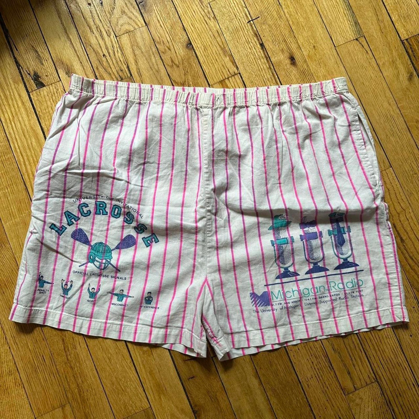 Vintage Vintage 80s Michigan Lacrosse Stripped Pink Gym Sleep Shorts Size US 34 / EU 50 - 1 Thumbnail