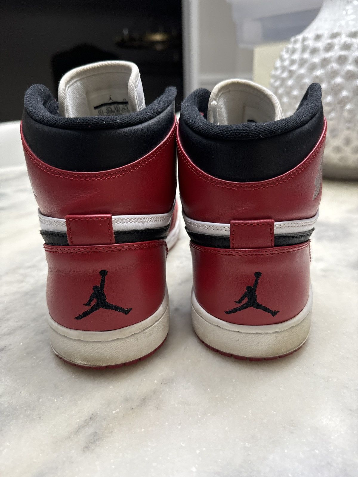 Jordan Brand × Nike Air Jordan 1 Chicago 2013 Size US 11.5 / EU 44-45 - 4 Thumbnail