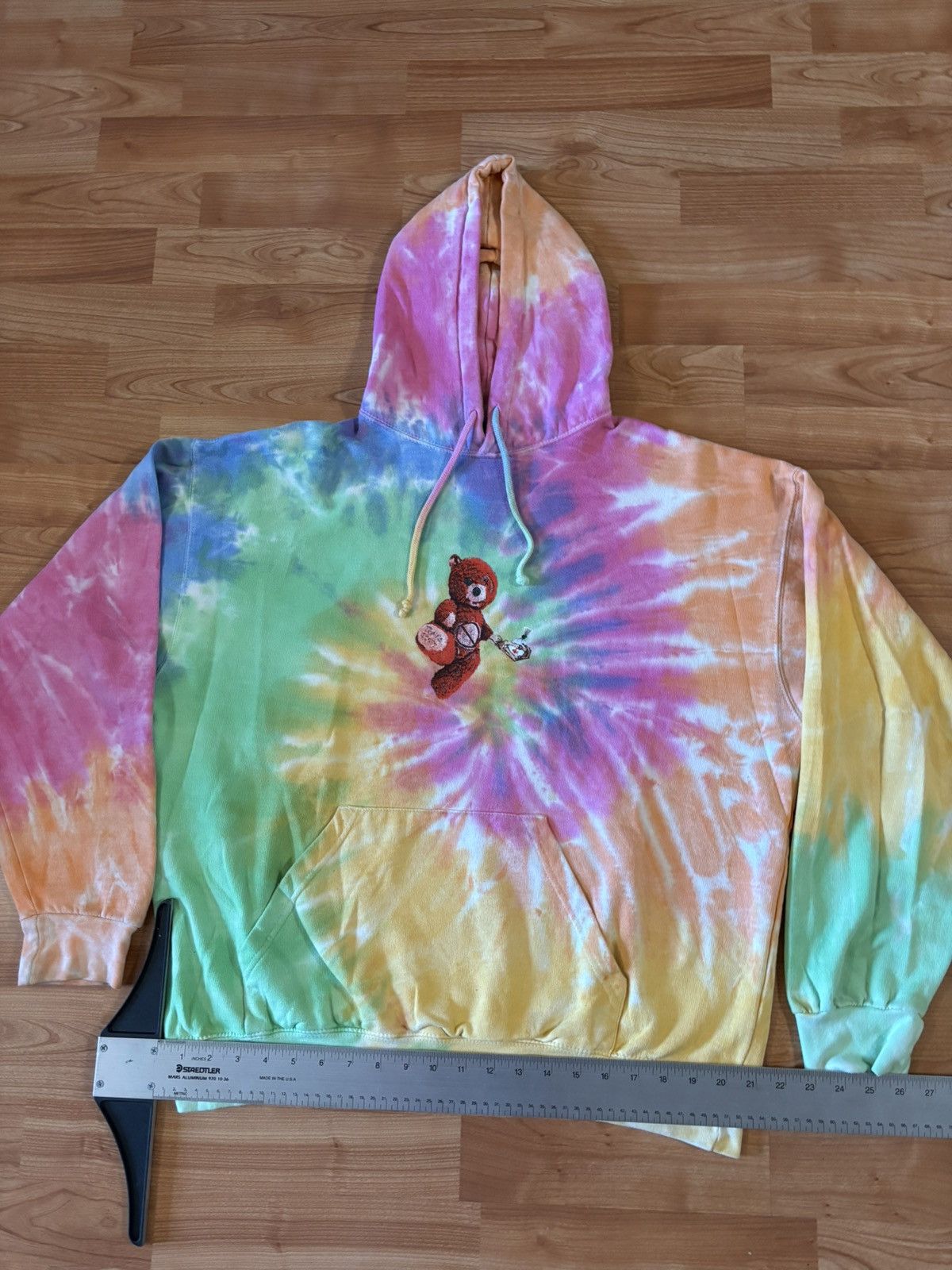 Travis Scott Astroworld Sz l cactus jack 2019 multi tie-dye Travis tour Size US L / EU 52-54 / 3 - 1 Thumbnail
