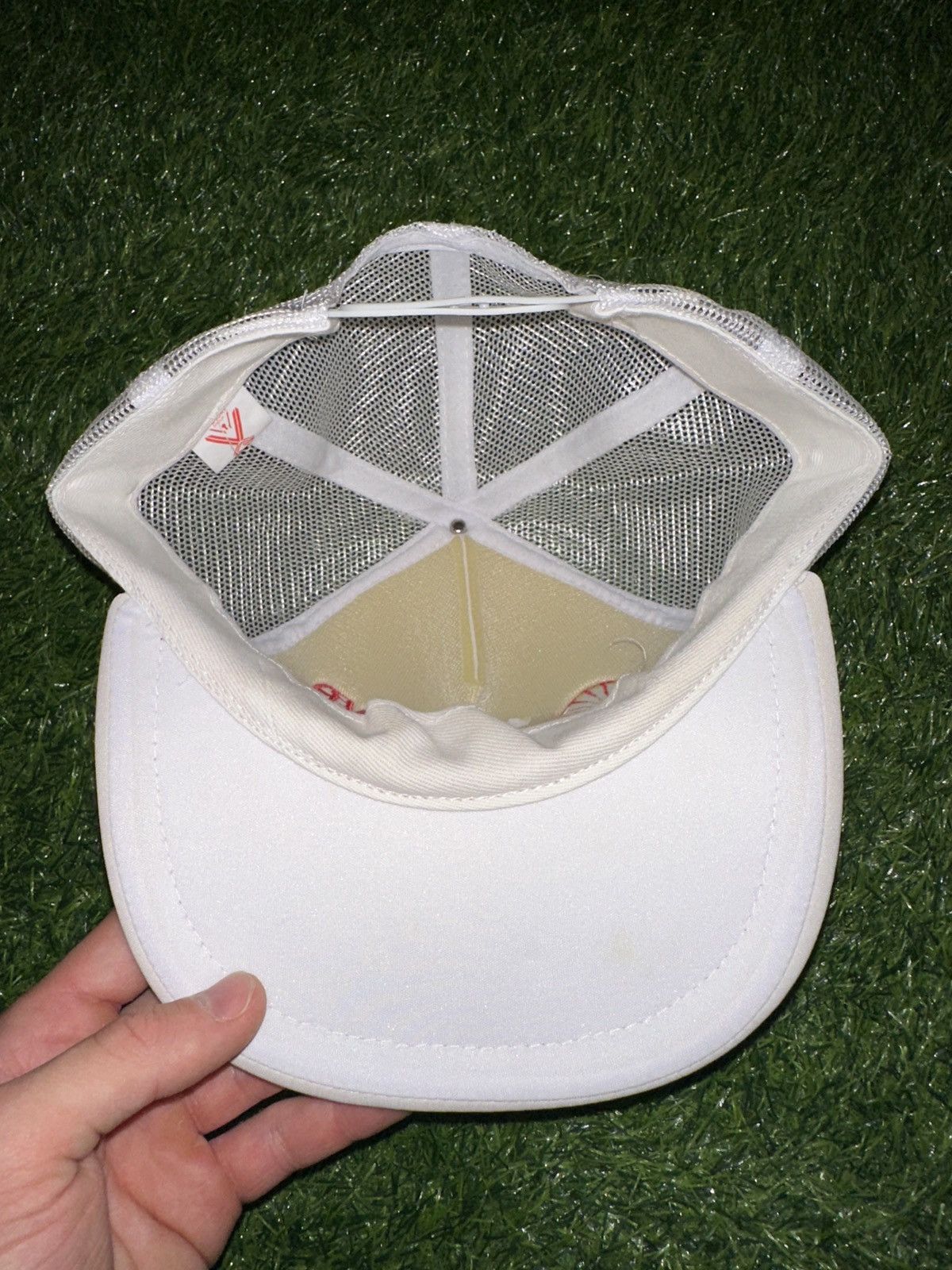 Vintage Vintage shell gas company racing the move is on trucker hat Size ONE SIZE - 5 Thumbnail