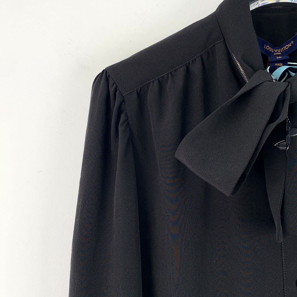Louis Vuitton Louis Vuitton Black Silk Tie Bow Long Sleeve Shirt K26WX Size XS / US 0-2 / IT 36-38 - 3 Thumbnail