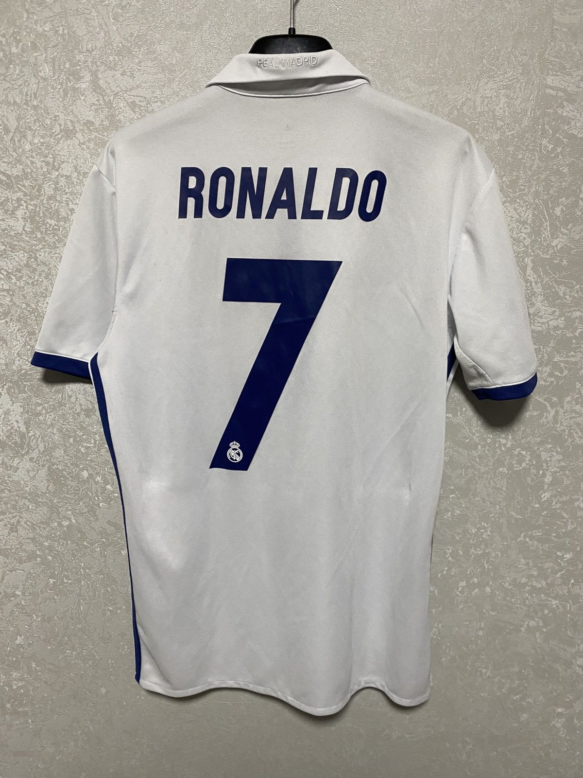 Adidas Adidas Real Madrid 2016 Ronaldo 7 Jersey Size US S / EU 44-46 / 1 - 6 Thumbnail