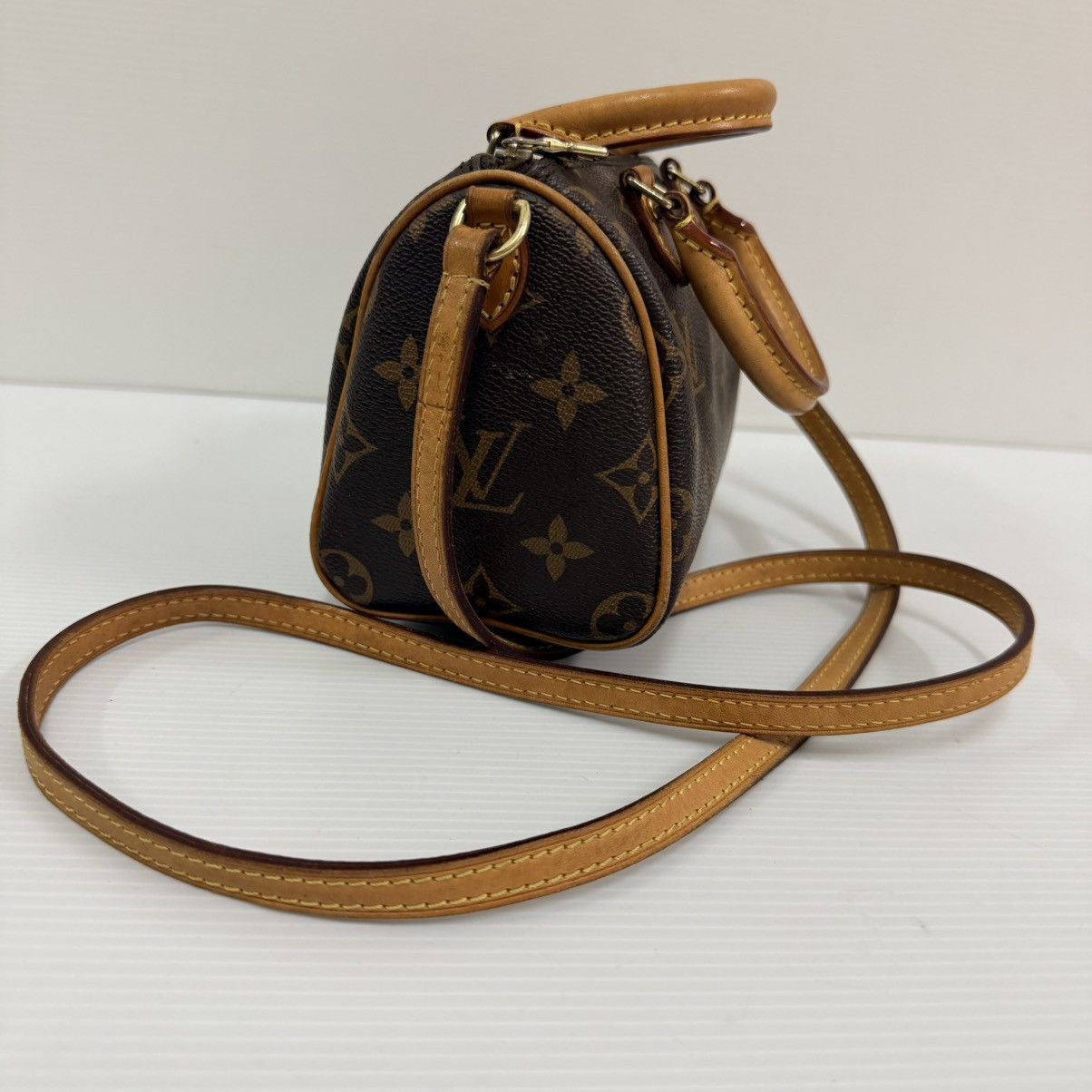 Louis Vuitton Louis Vuitton Monogram Mini Speedy Bag Size ONE SIZE - 3 Thumbnail