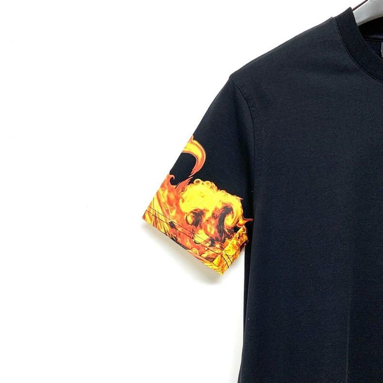 Givenchy Givenchy Black Flame Short Sleeve T-shirt 2506-Nextarrow Size US XS / EU 42 / 0 - 5 Thumbnail