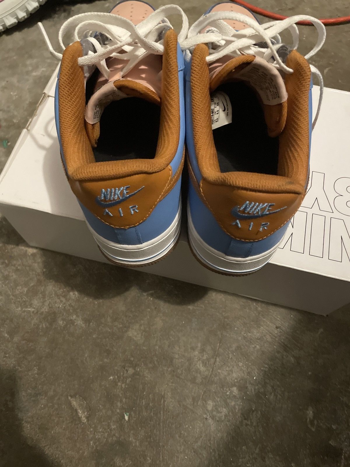 Nike Nike Air Force 1 Size US 9.5 / EU 42-43 - 4 Thumbnail