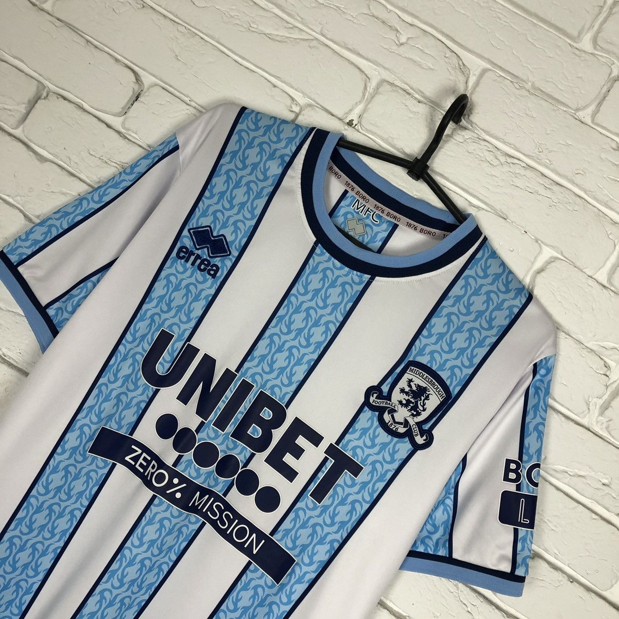 Errea Middlesbrough 2024 2025 away soccer jersey Size US L / EU 52-54 / 3 - 2 Thumbnail