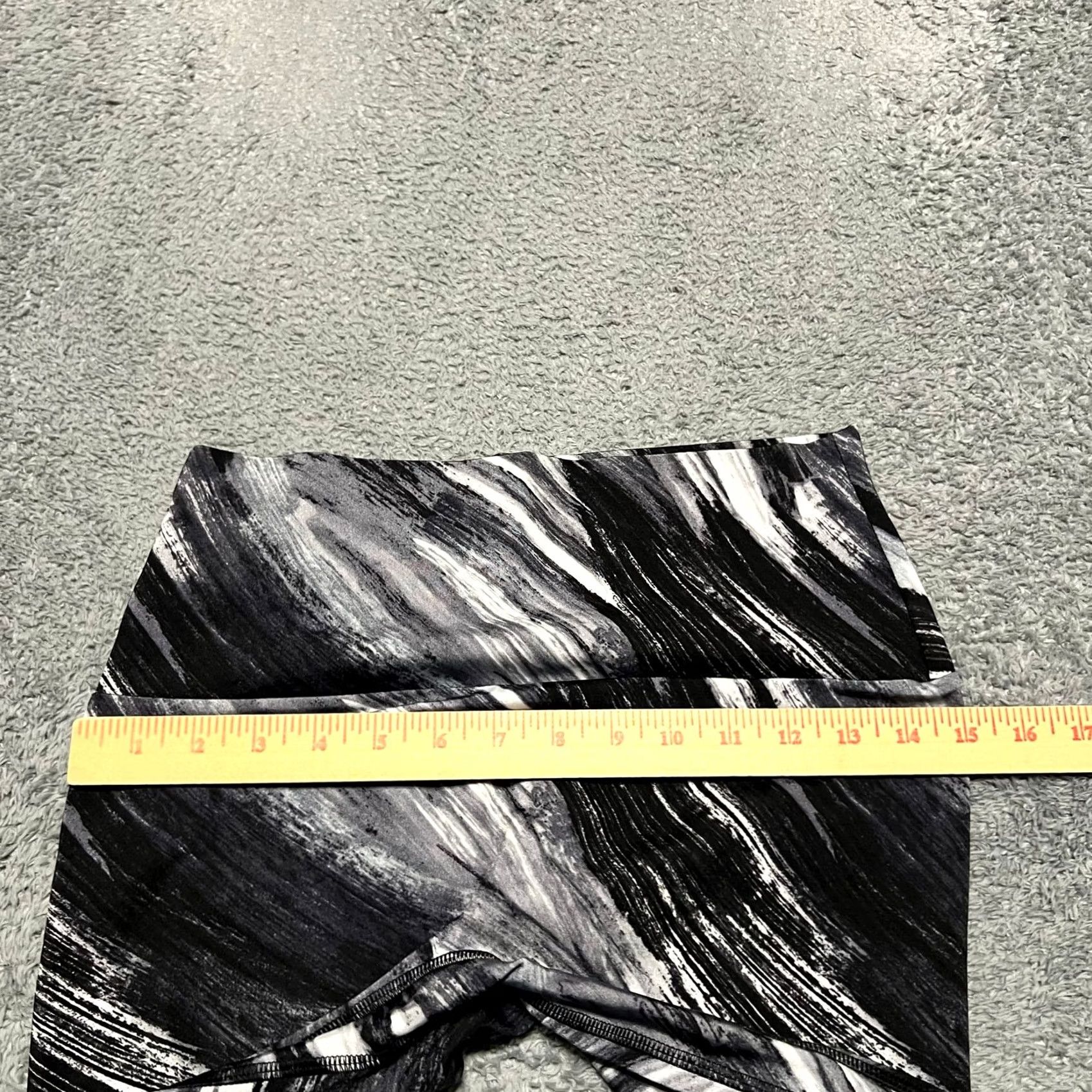 Vintage K-Deer Leggings Womens Large Black Gray Cropped Workout Athletic Athleisure Size 36" / US 14 / IT 50 - 5 Thumbnail