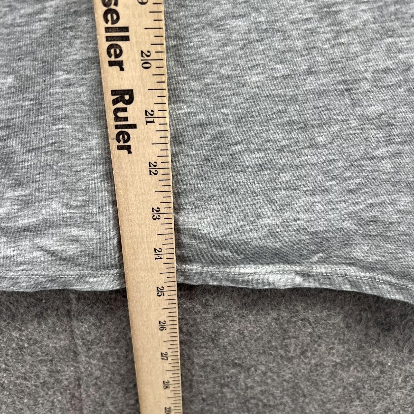 Nike Nike Shirt Women Large Gray Dri-Fit Swoosh Running T-Shirt Sportswear Casual Everyday Spring Summer Winter Size L / US 10 / IT 46 - 6 Thumbnail