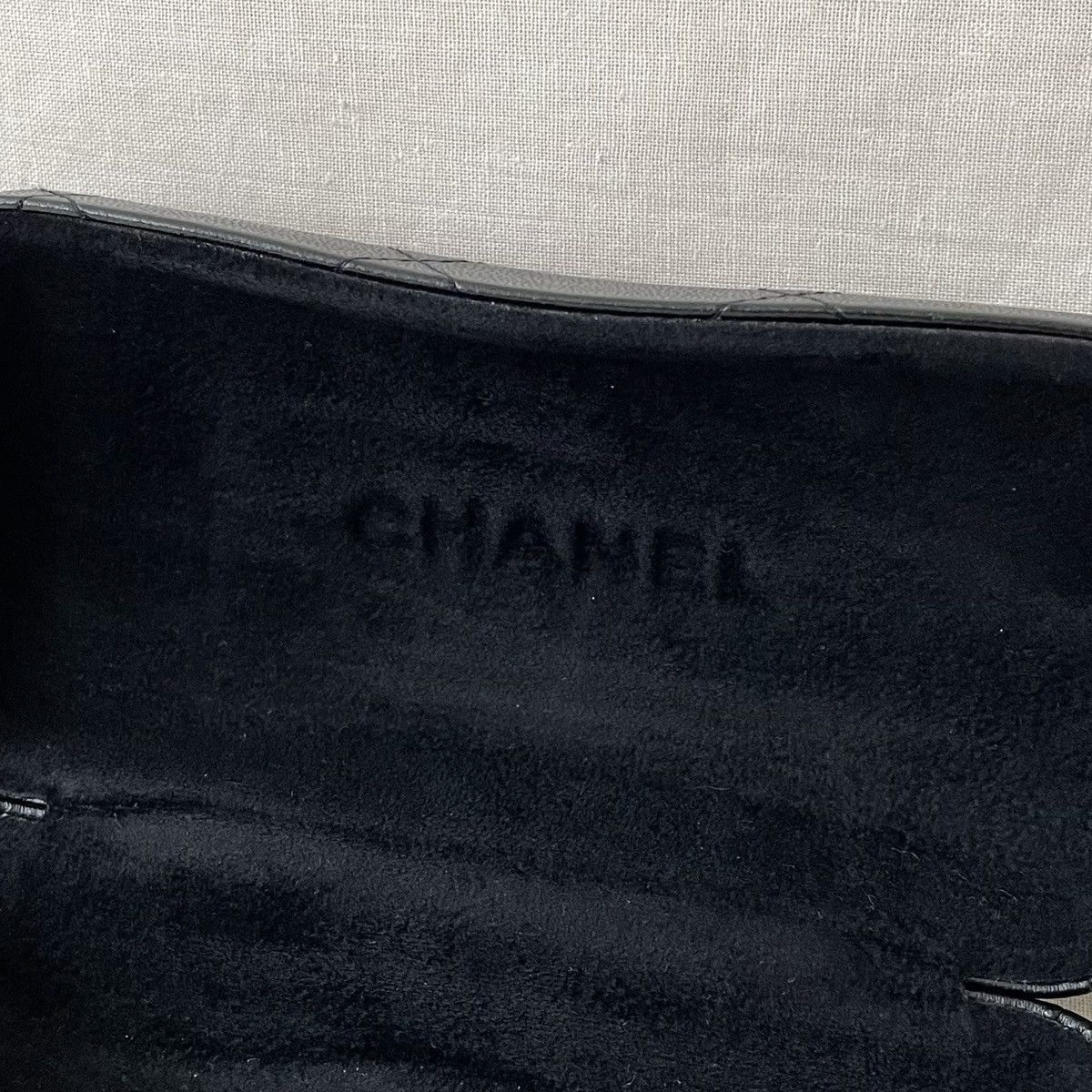 Chanel Chanel Leather Sunglasses Case Size ONE SIZE - 8 Thumbnail