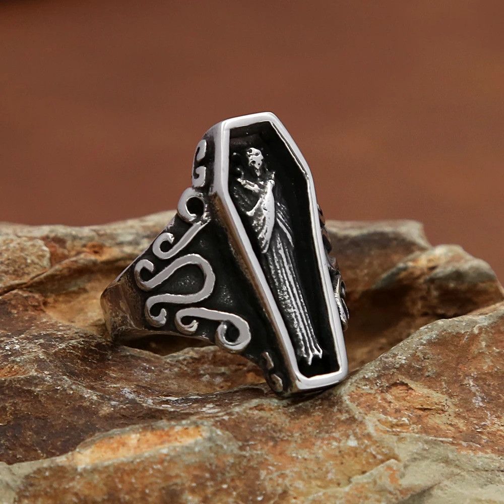 Vintage Retro Unique Vampire Skull Ring Size ONE SIZE - 5 Thumbnail
