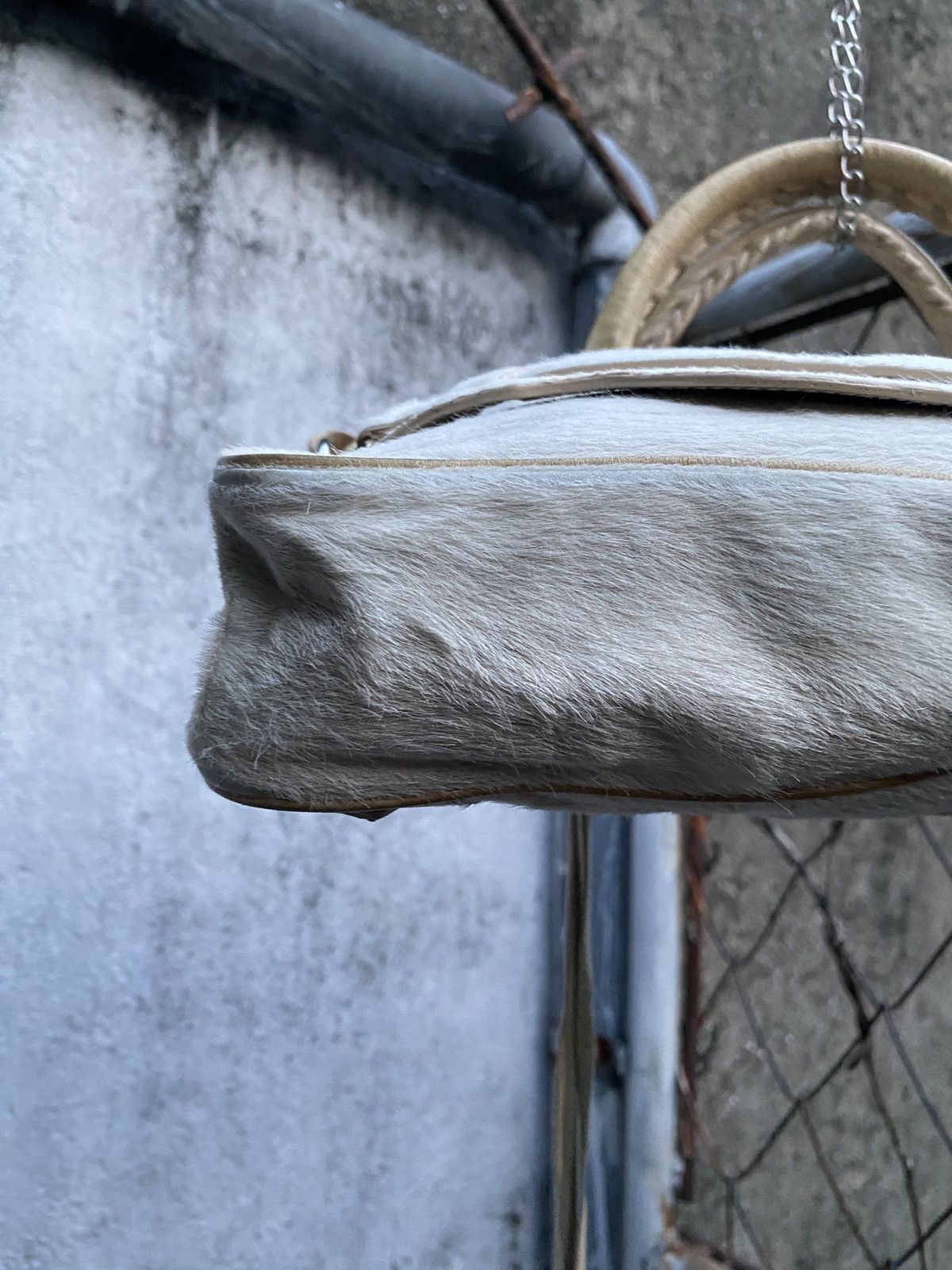 Balenciaga Balenciaga - 2000’s - LIMITED pony hair first city white Size ONE SIZE - 11 Thumbnail