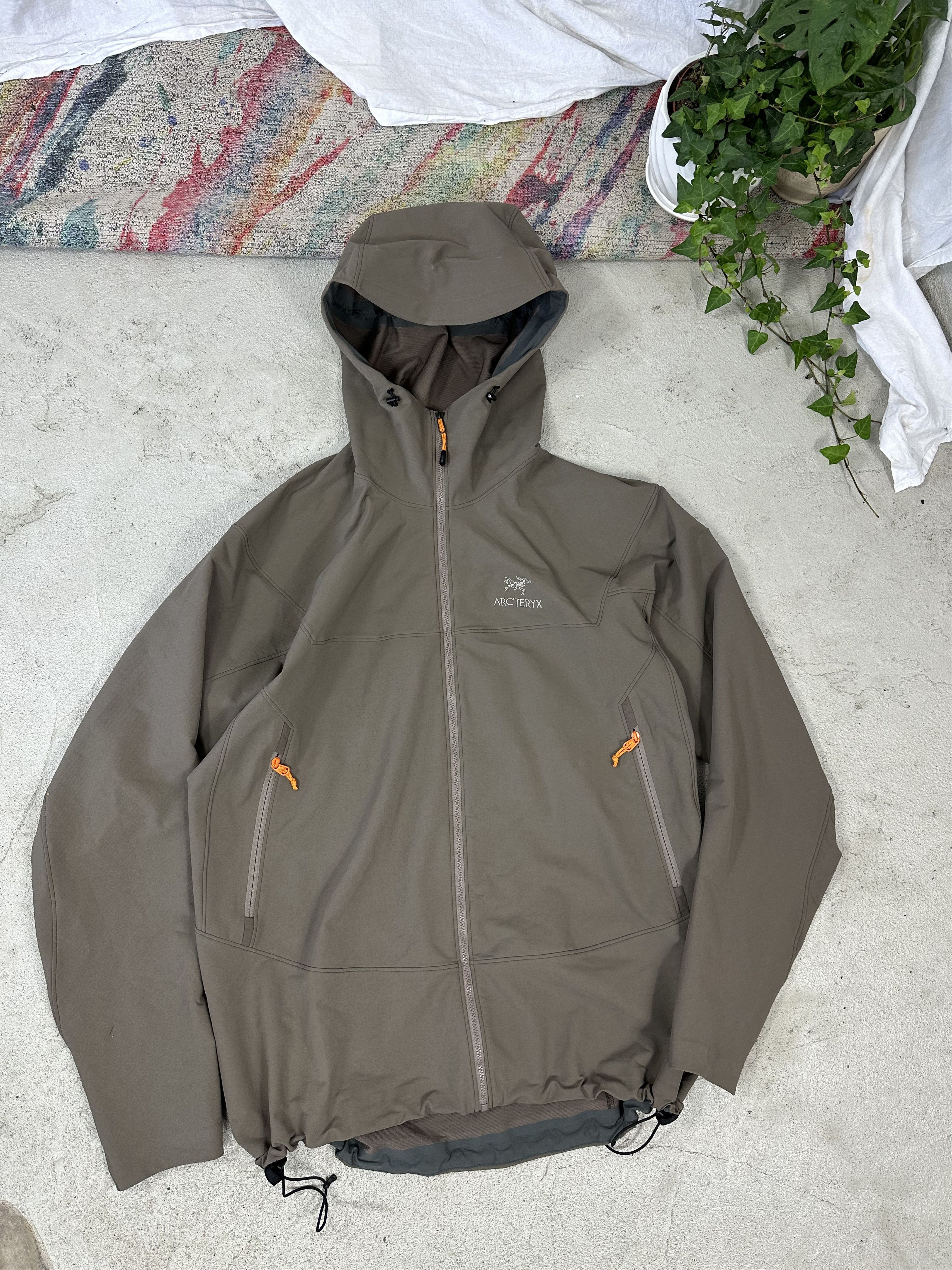 image of Arcteryx Arc Teryx Gorpcore Outdoor Trekking Brown Rain Jacket, Men's (Size XL)