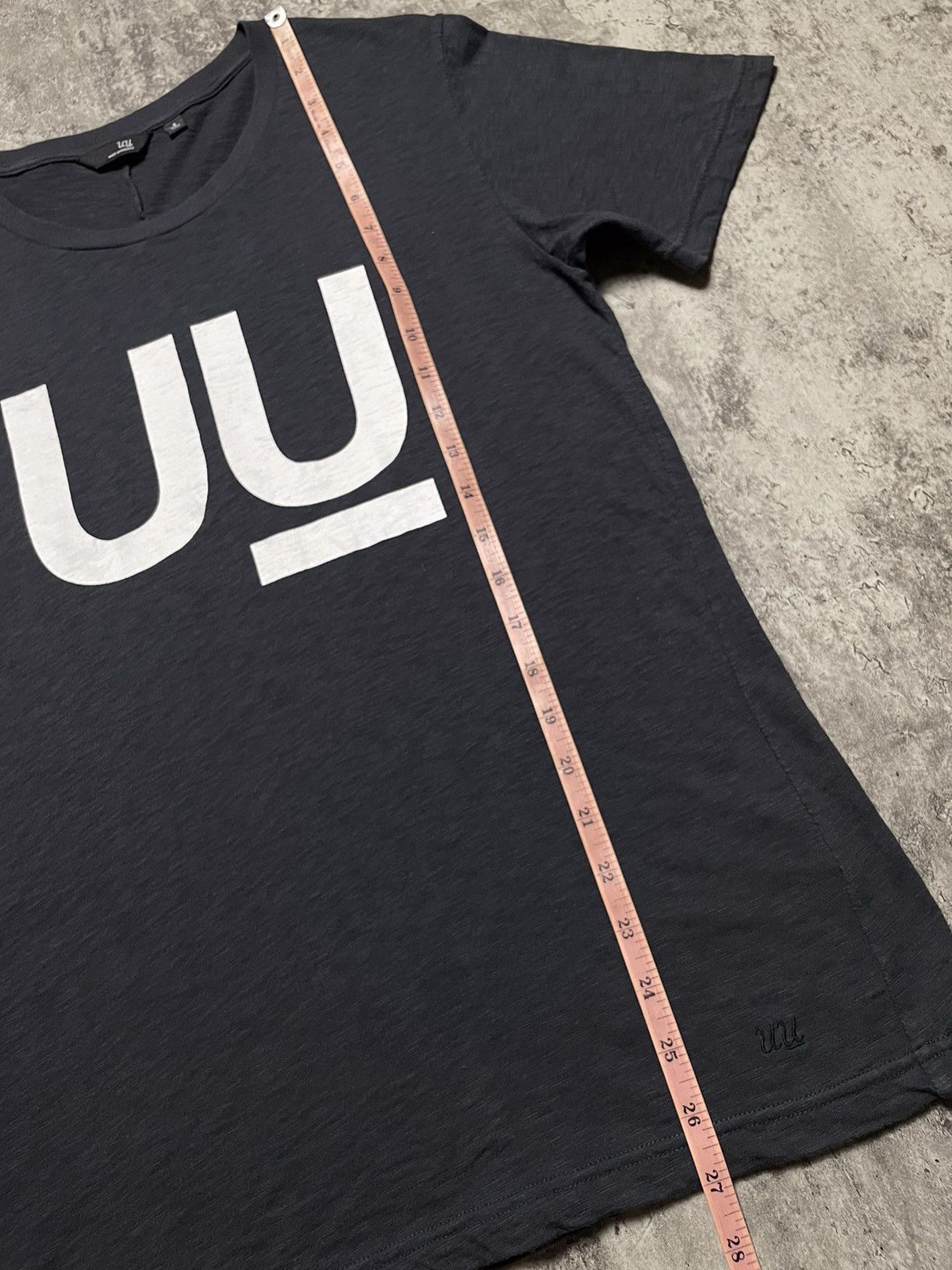 Undercover × Uniqlo Undercover x Uniqlo Big Logo Size US S / EU 44-46 / 1 - 8 Thumbnail