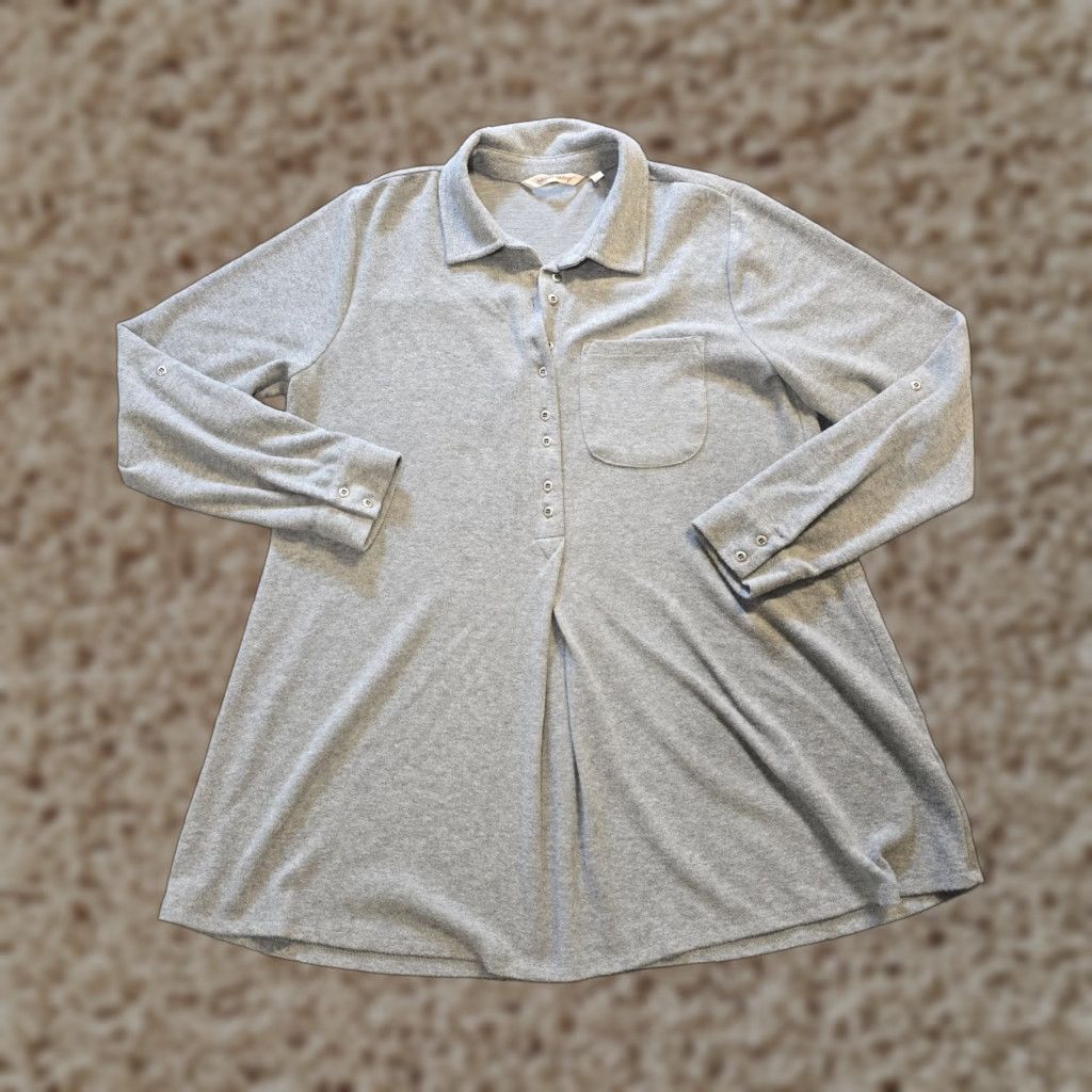 Soft Surroundings Soft Surroundings Top Womens Size Medium Gray Velour Flowy Long Sleeve Casual Blouse Tunic Regular Shirt M Womens Velour Top Gray Casual Velour Blouse Size M / US 6-8 / IT 42-44 - 1 Thumbnail