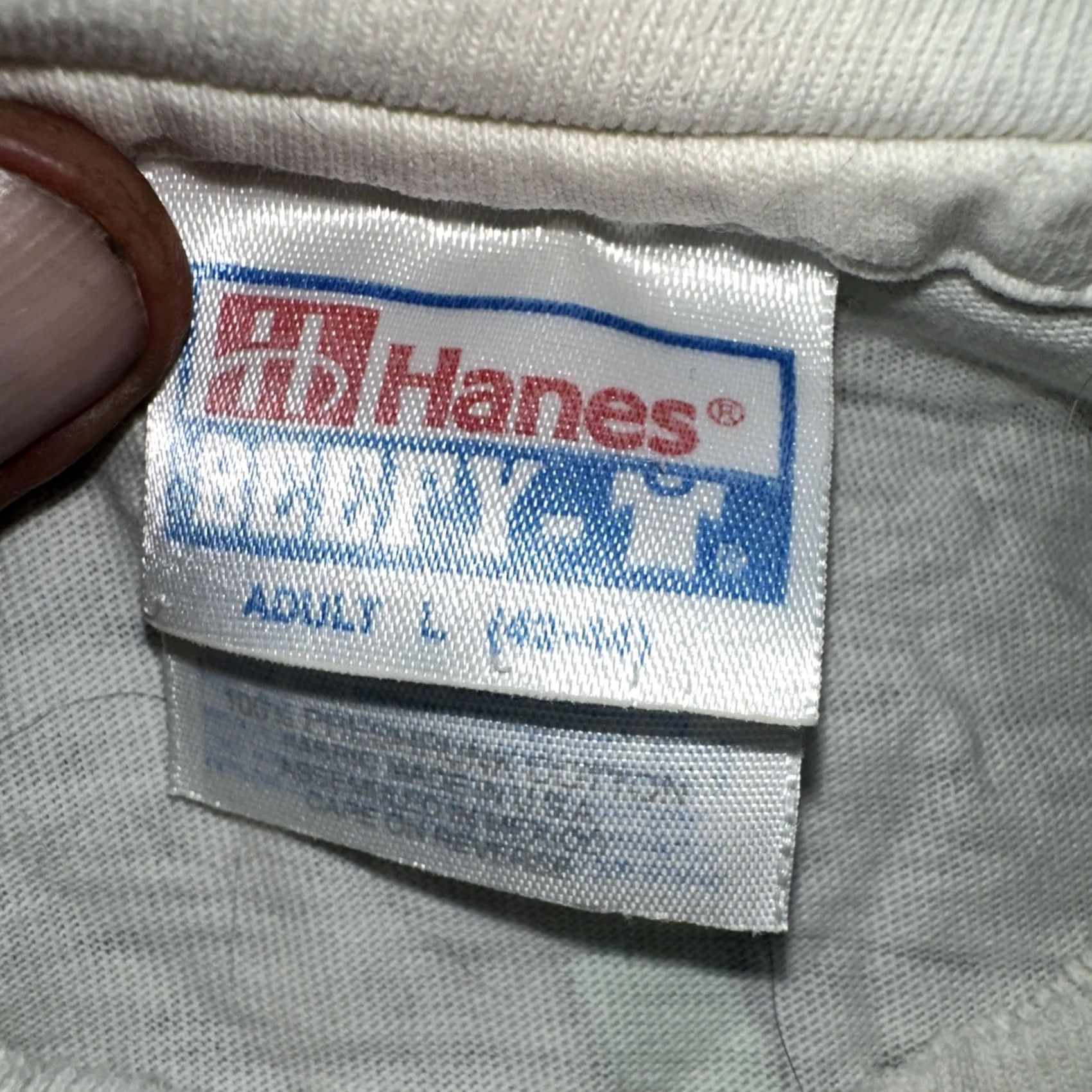 Hanes VINTAGE Channel Mark Pocket T-Shirt Mens Large White USA Made Hanes Shirt Size US L / EU 52-54 / 3 - 5 Thumbnail
