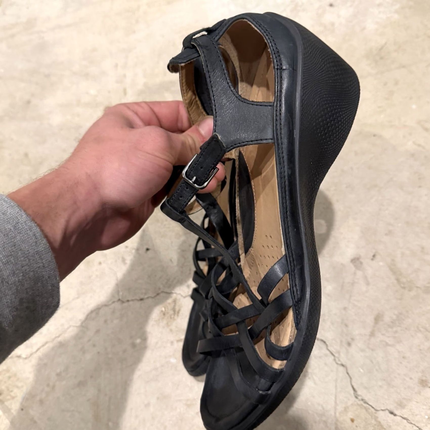 Ecco ECCO Black Leather Slip on Casual Caged Open Toe Strappy Clog Sandals Womens 9 Size US 8 / IT 38 - 6 Thumbnail