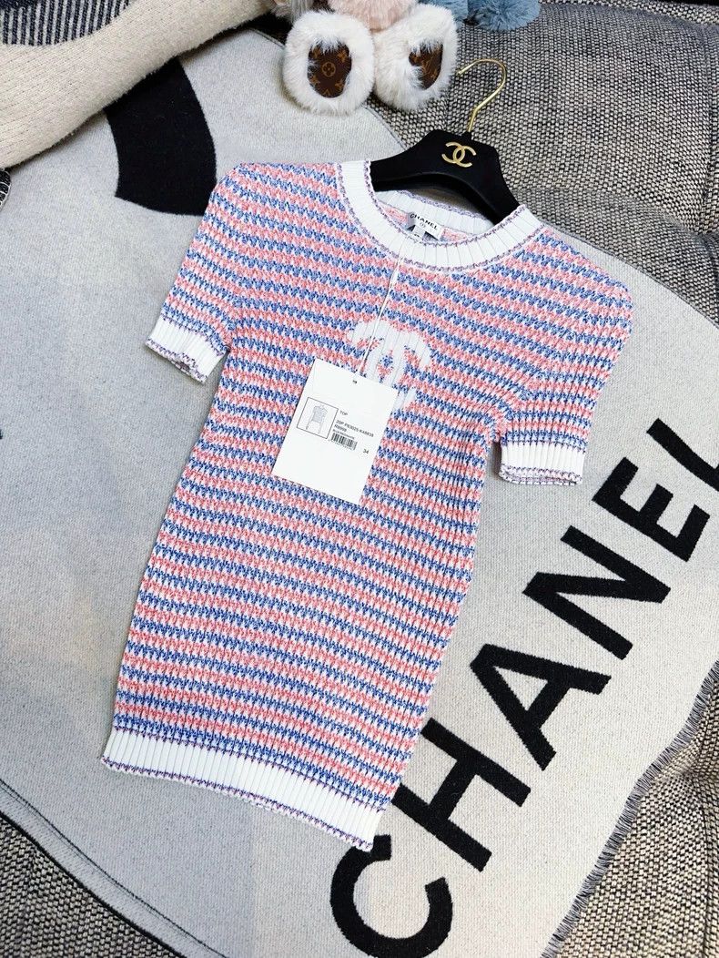 Chanel Chanel 20p pink blue striped white logo short-sleeved knit Size XXS / US 00 / IT 34 - 2 Thumbnail