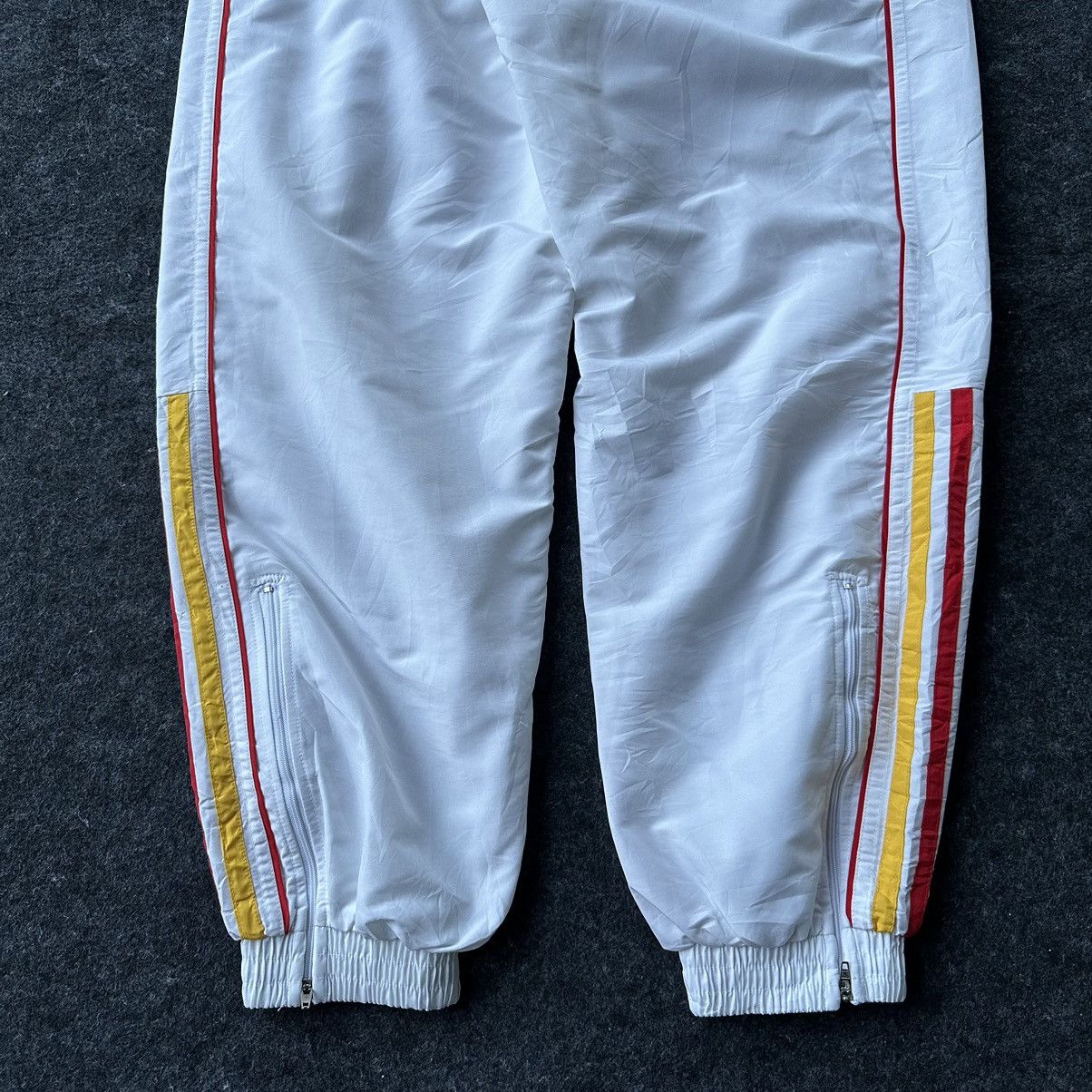 Adidas Vintage Adidas Equipment Baggy Nylon Pant D665 Size US 32 / EU 48 - 7 Thumbnail