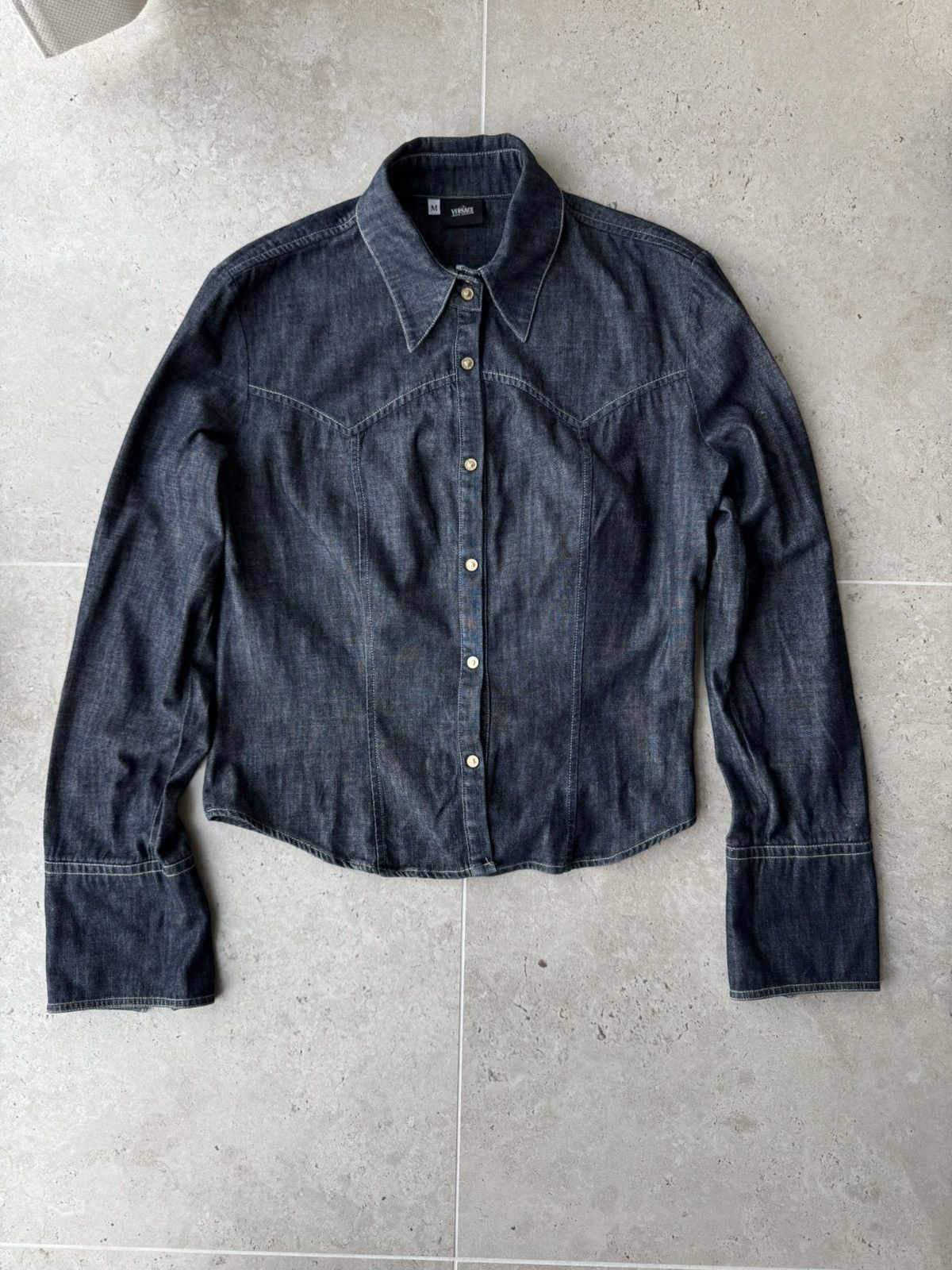 Versace vintage Versace Jeans Couture denim shirt Size M / US 6-8 / IT 42-44 - 1 Thumbnail