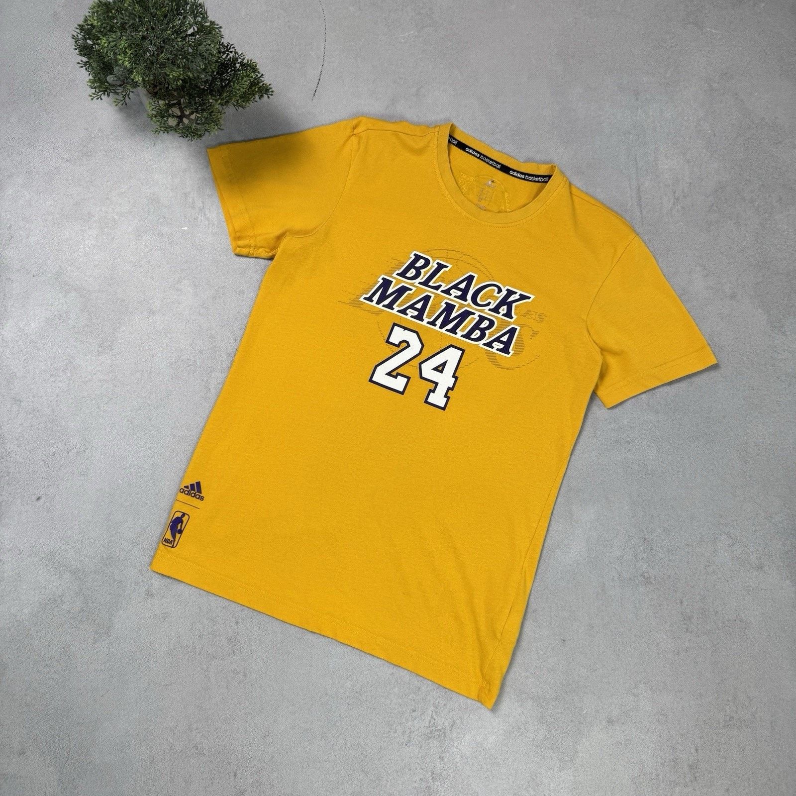 Adidas Adidas Lakers Black Mamba Yellow T Shirt Size S Size US S / EU 44-46 / 1 - 1 Thumbnail