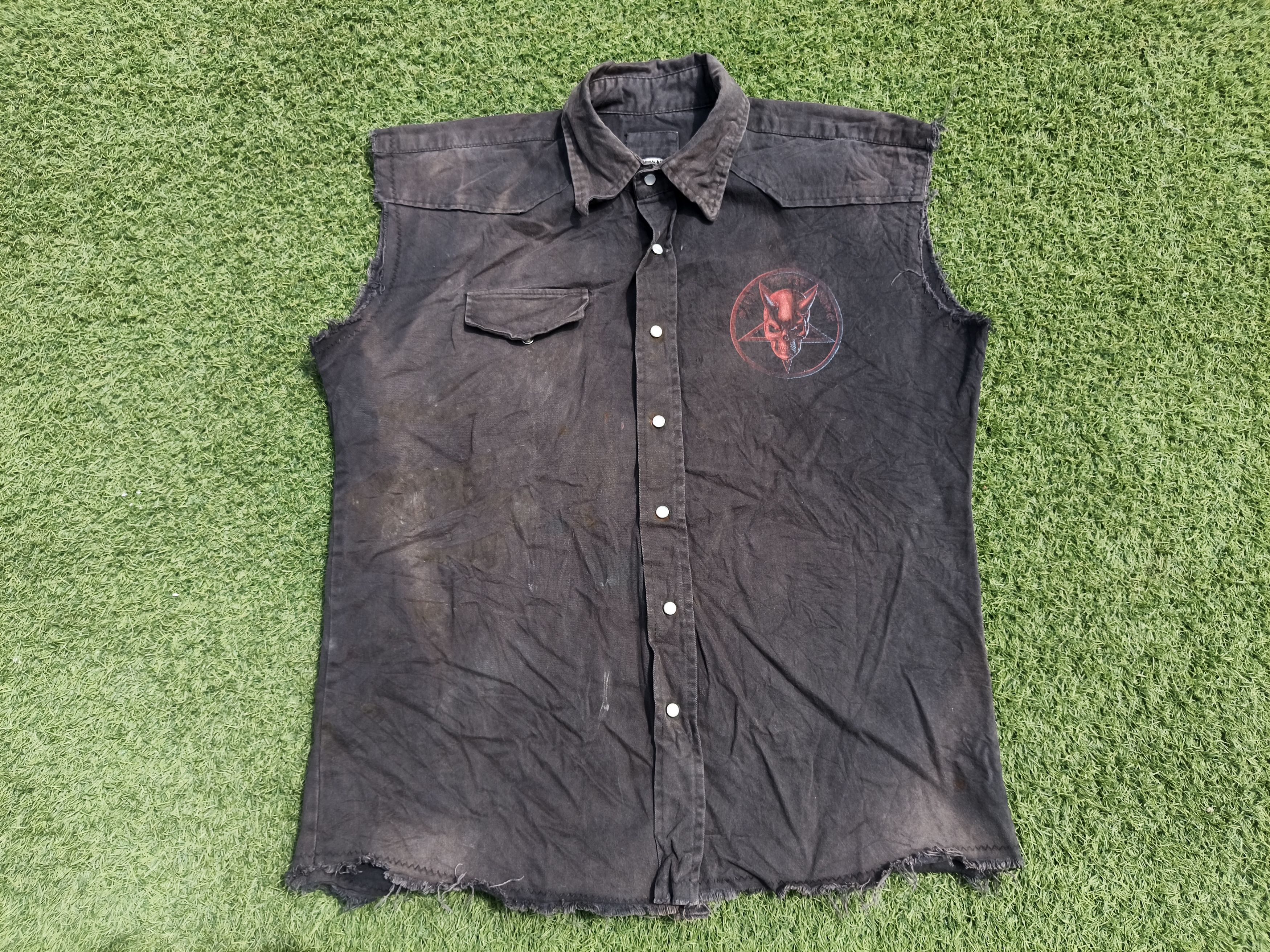 Band Tees Trashed Spiral Direct Rock Metal Skeleton Sleeveless Jacket Size US XL / EU 56 / 4 - 2 Thumbnail