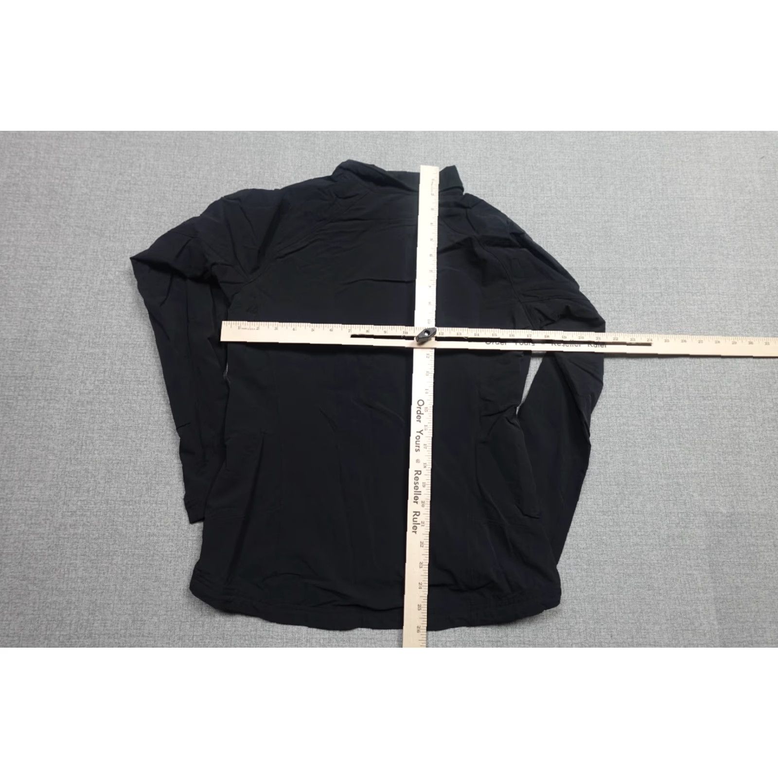 Mountain Hardwear Mountain Hardwear Jacket Womens Small Black Lightweight Windbreaker Regular Sweatshirt? Size S / US 4 / IT 40 - 6 Thumbnail