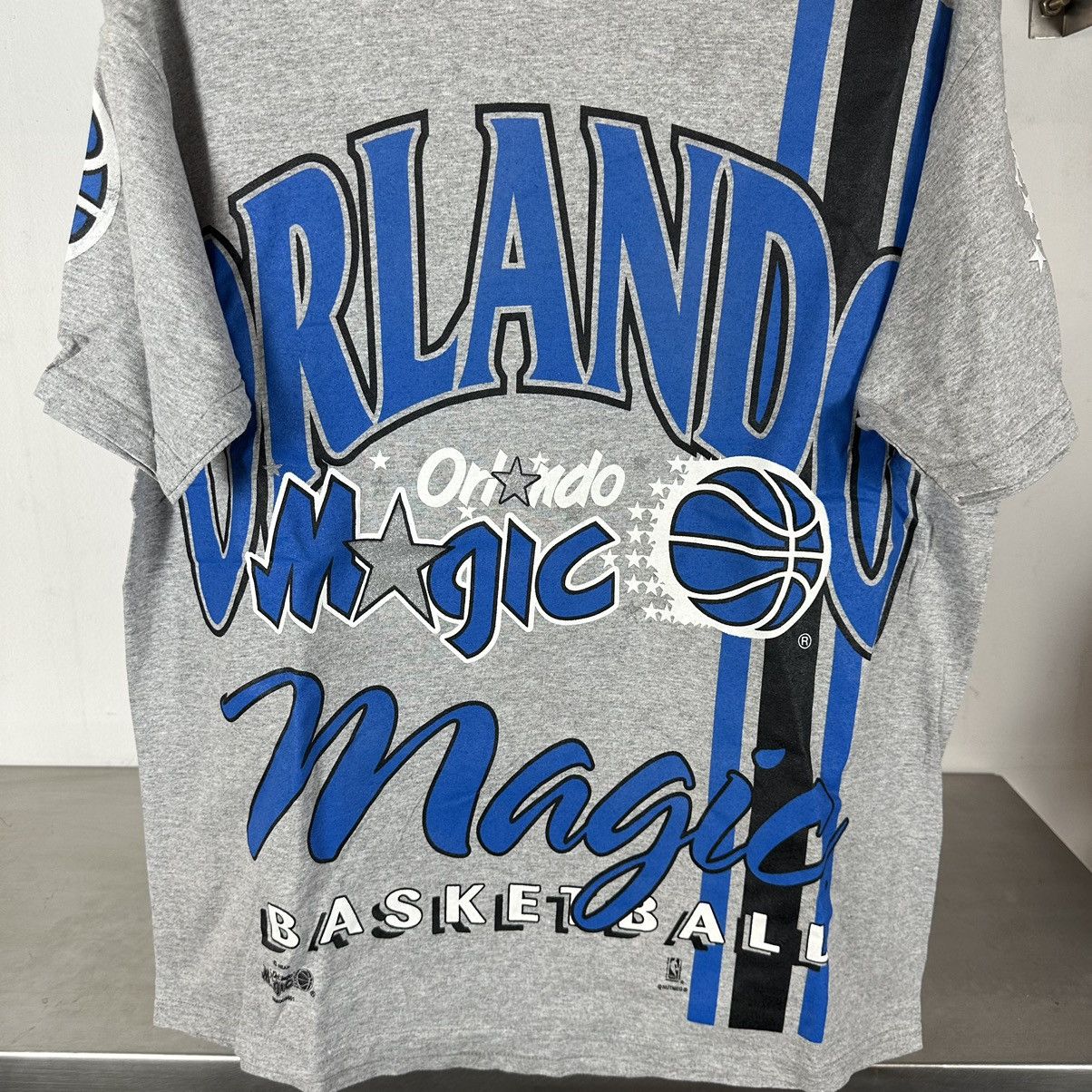 Lee × NBA × Vintage Vintage 90s Orlando Magic Basketball AOP NBA Large T-shirt Size US L / EU 52-54 / 3 - 3 Thumbnail