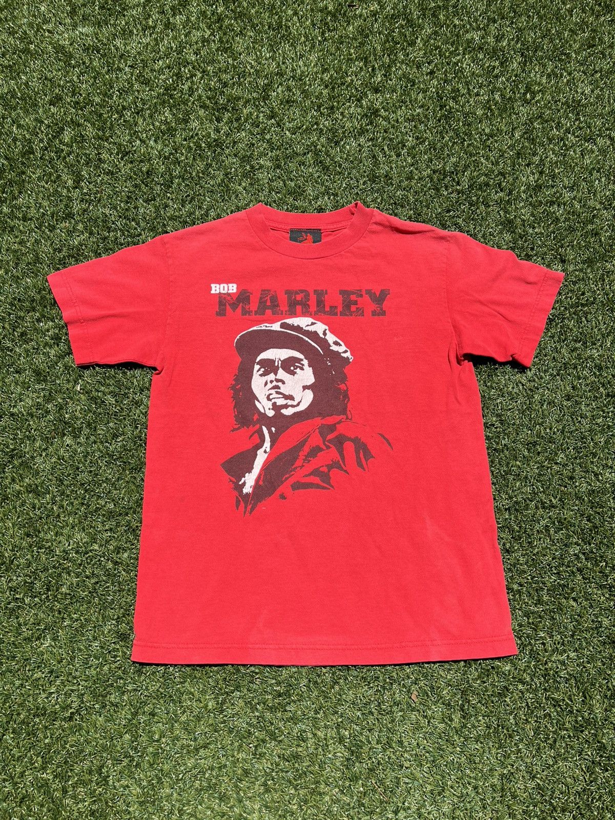 Vintage × Zion Rootswear VTG 00’s Bob Marley Zion Rootswear Red Tee Size US S / EU 44-46 / 1 - 1 Thumbnail