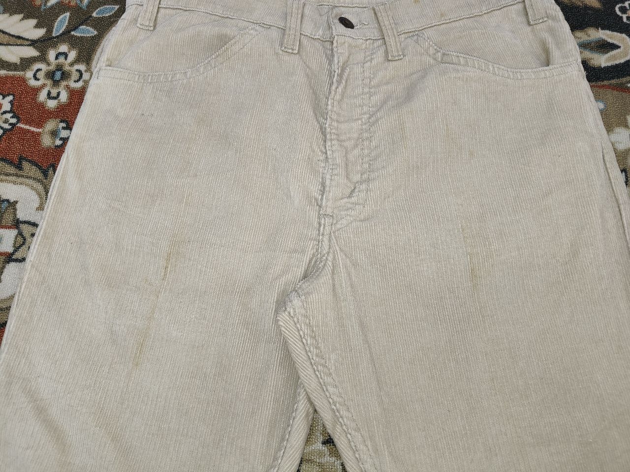 Levi's 70s Vintage Levi's Corduroy Button no 3 Size US 32 / EU 48 - 10 Thumbnail