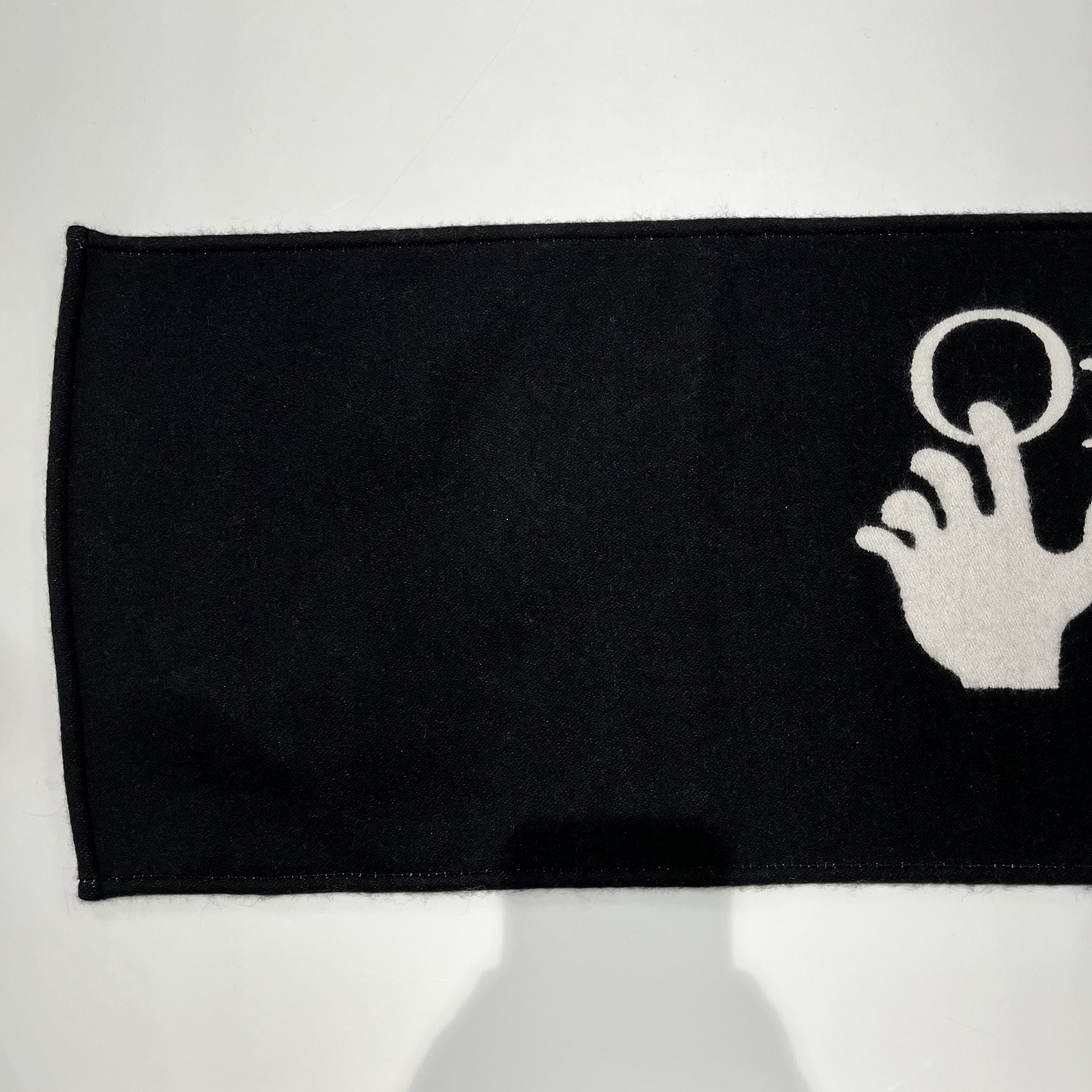 Off-White Off-White Logo Print Knitted Scarf Black Size ONE SIZE - 2 Thumbnail