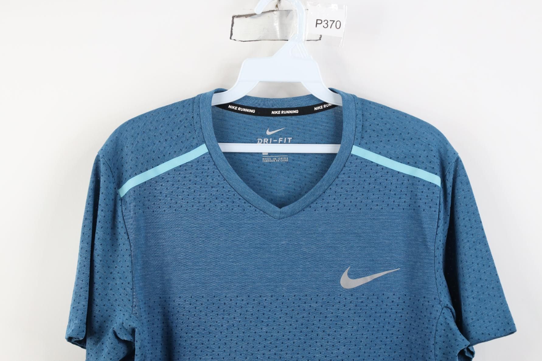 Nike Nike Running Breathe 365 Mesh Short Sleeve T-Shirt Size US M / EU 48-50 / 2 - 2 Thumbnail
