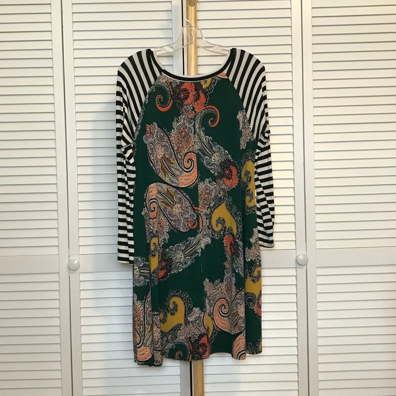 Other Paisley Scoop Neck 3/4 Sleeve Stretch Midi Shift Dress M Size M / US 6-8 / IT 42-44 - 2 Thumbnail