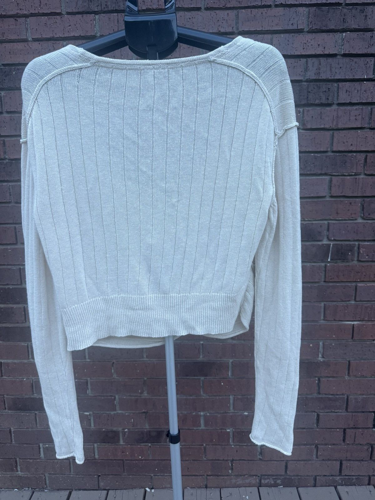 Free People Free People V-Neck Twisted Knot Front Linen Knit Sweater Size M / US 6-8 / IT 42-44 - 4 Thumbnail