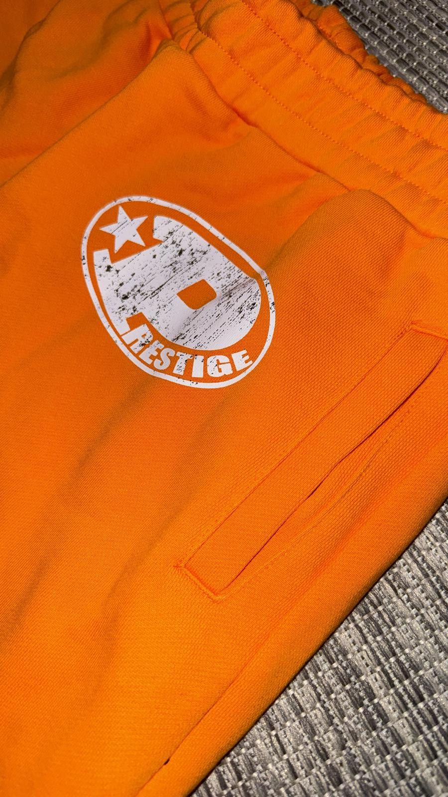 Other Prestige Orange Big P Shorts Size US 32 / EU 48 - 2 Thumbnail
