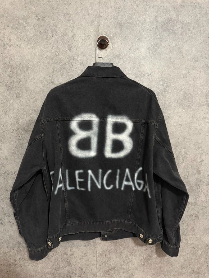 Balenciaga Balenciaga Solid Graffiti Single Breasted Lapel Long Sleev Size US XS / EU 42 / 0 - 1 Thumbnail