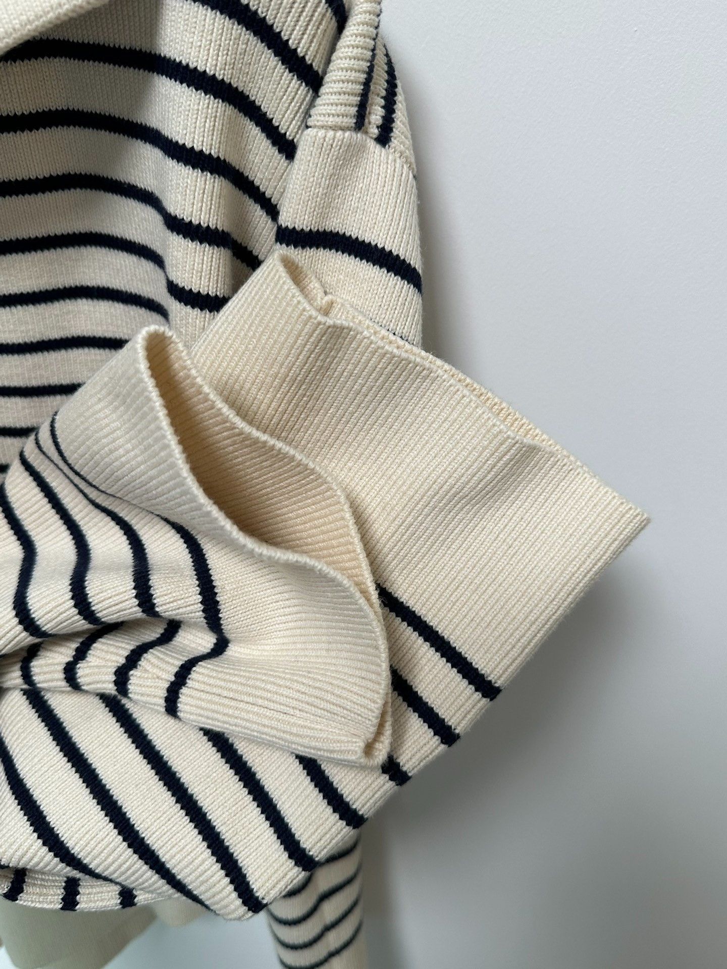 Celine Celine Black White Striped Navy Collar Knit Size US S / EU 44-46 / 1 - 6 Thumbnail