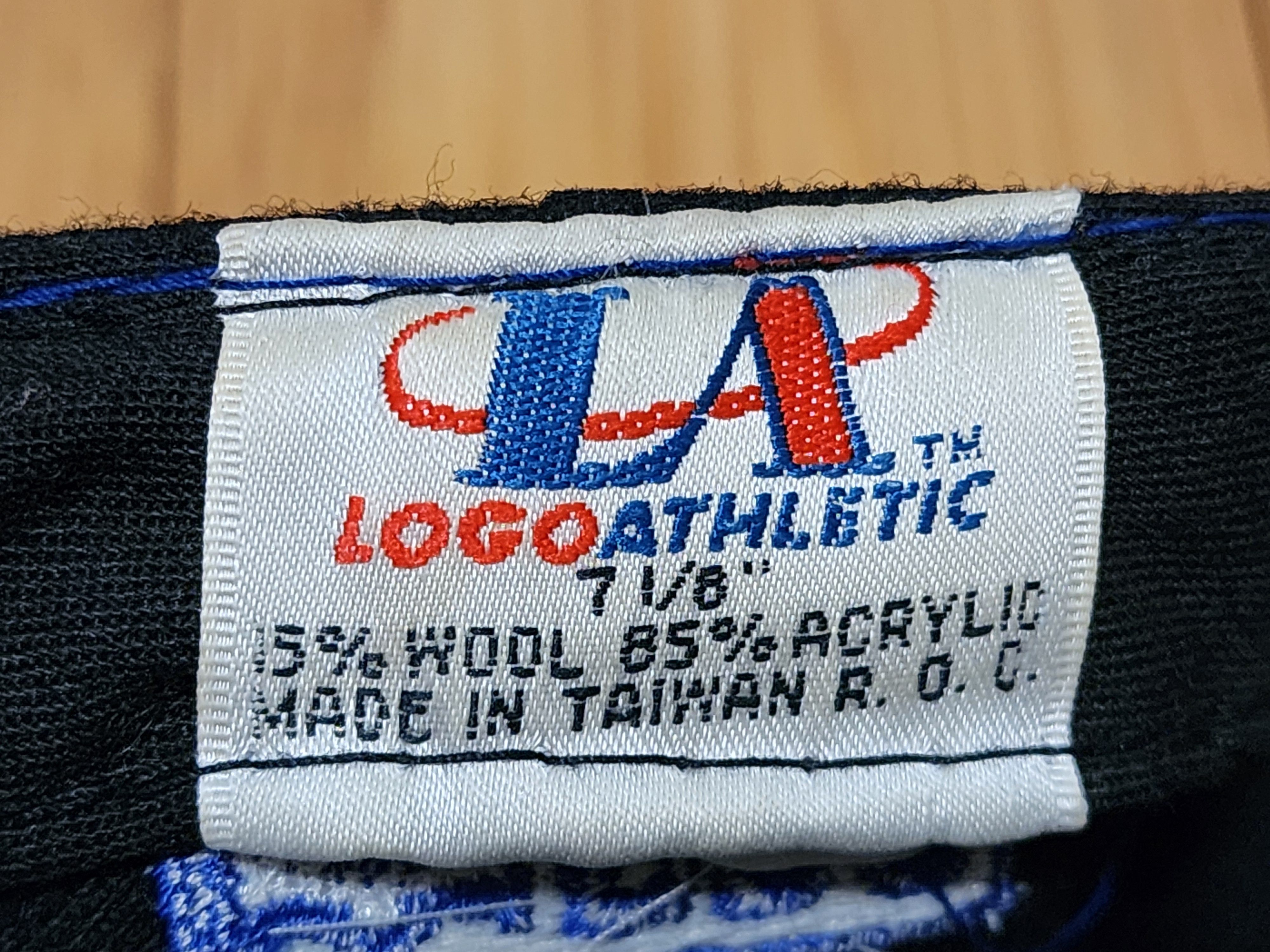 Logo Athletic Dallas Cowboys Hat 7 1/8 Dome Shark Tooth Logo Athletics Size ONE SIZE - 8 Thumbnail