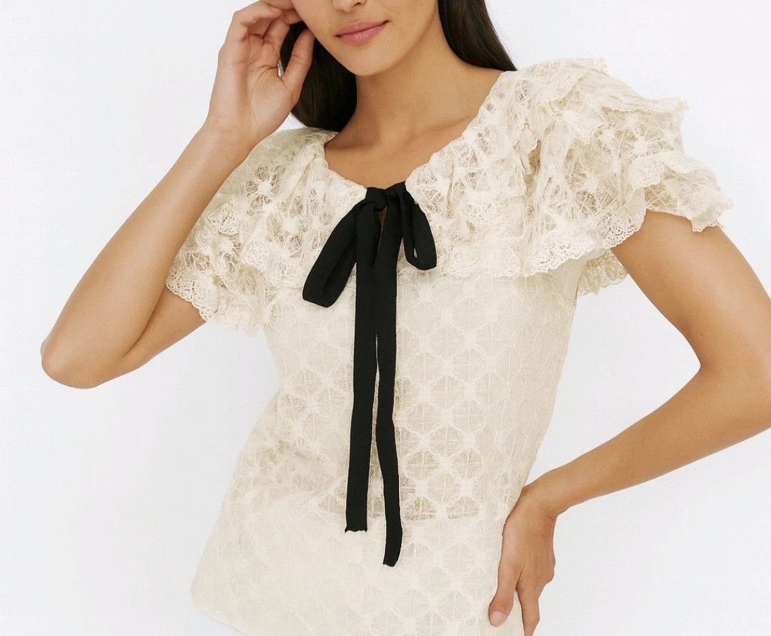 Top Ivory Lace Sheer Short Sleeve Size 10 NEW Feminine
