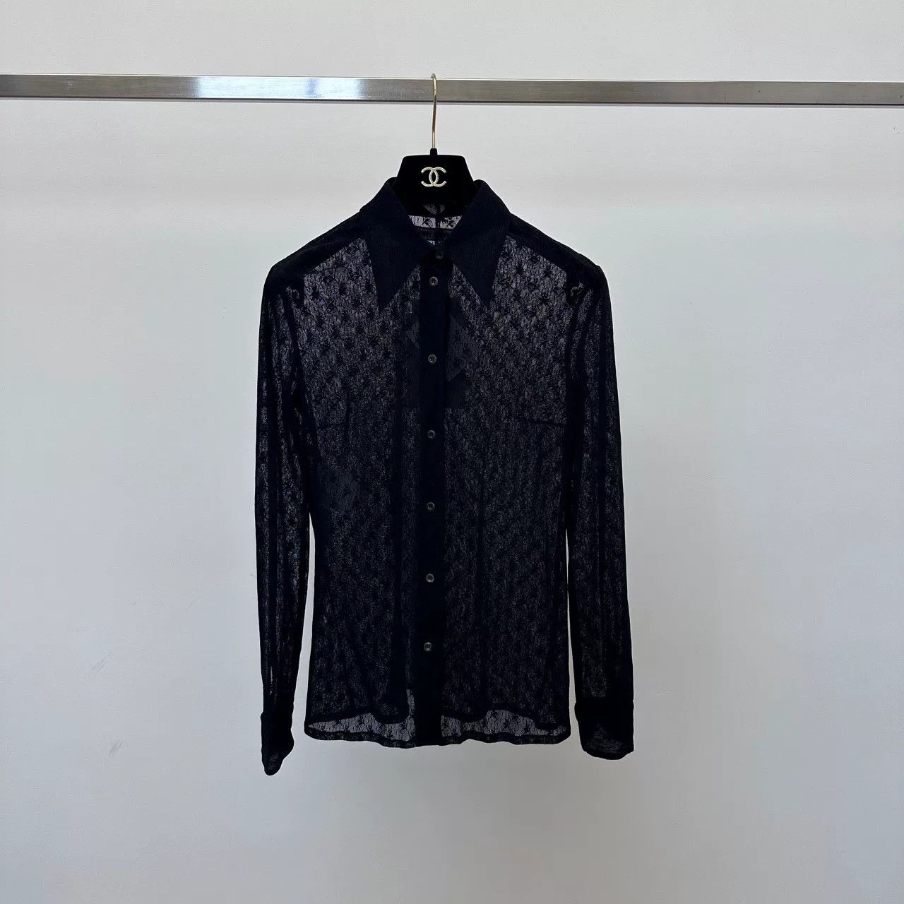 Miu Miu miu miu sheer lace button-up shirt Size US M / EU 48-50 / 2 - 1 Thumbnail