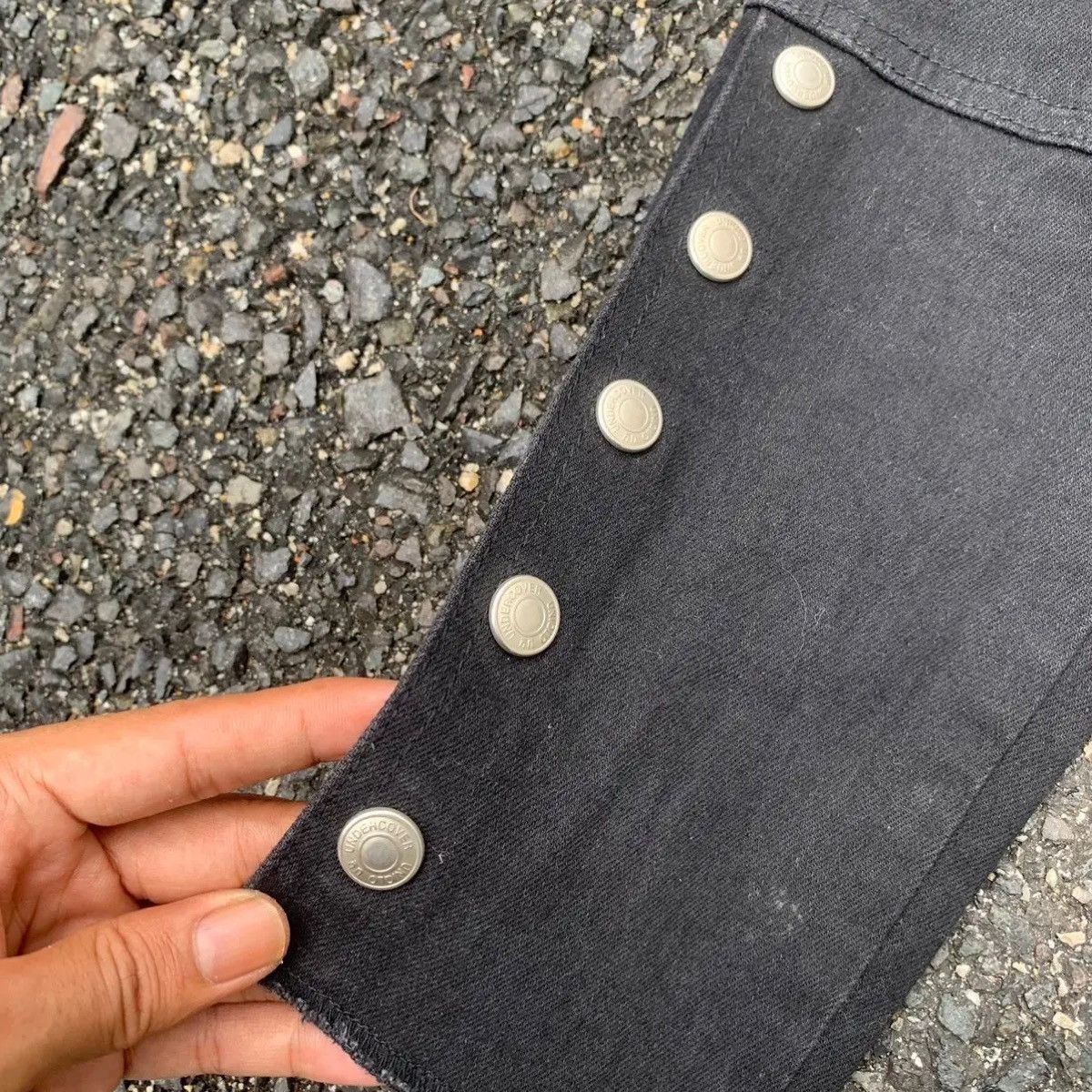 Japanese Brand × Jun Takahashi × Undercover QUICK SALE⚡️ Undercover x Uniqlo UU Black Jeans Ankle Pants Size US 28 / EU 44 - 13 Thumbnail