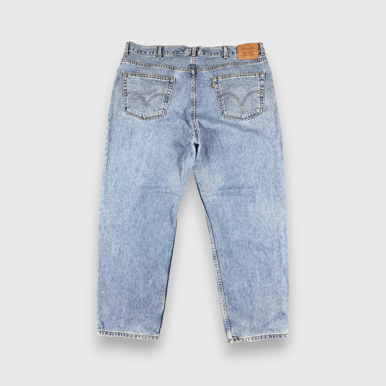 Levi's Vintage Blue Wash Levis Jeans 550-J836 Size US 42 / EU 58 - 2 Thumbnail