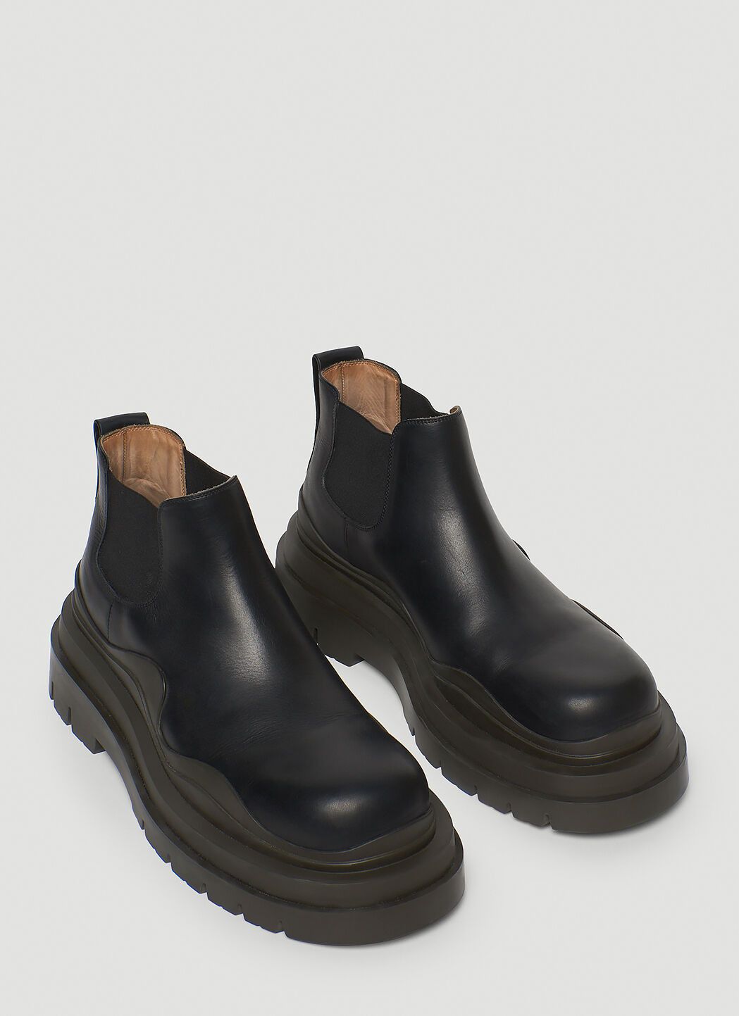 Bottega Veneta o1lv12m1024 Tire Chelsea Ankle Boots in Black Size US 13 / EU 46 - 2 Thumbnail